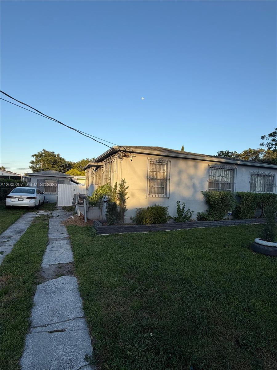 7TH AVENUE HIGHLANDS - Residential Income