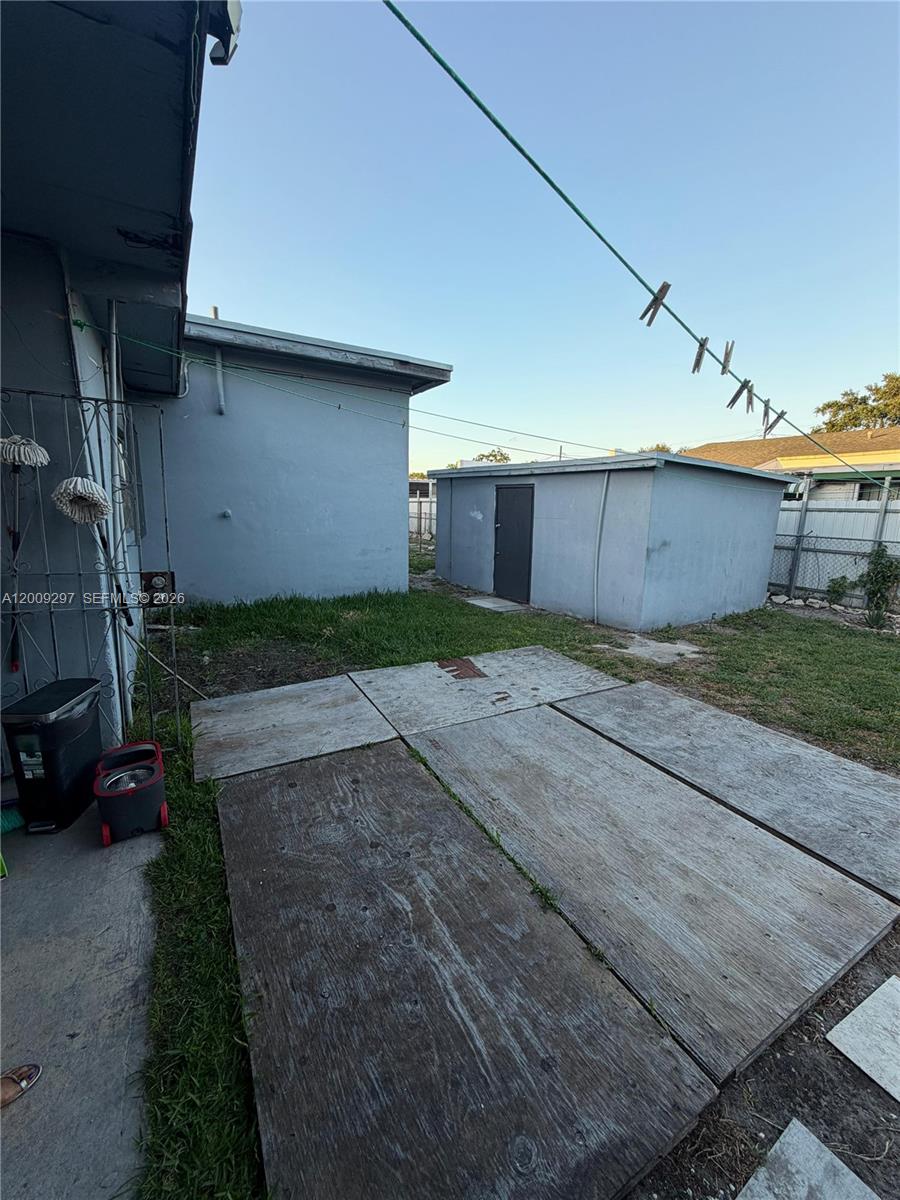 7TH AVENUE HIGHLANDS - Residential Income