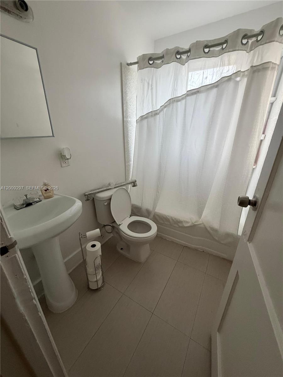 7TH AVENUE HIGHLANDS - Residential Income