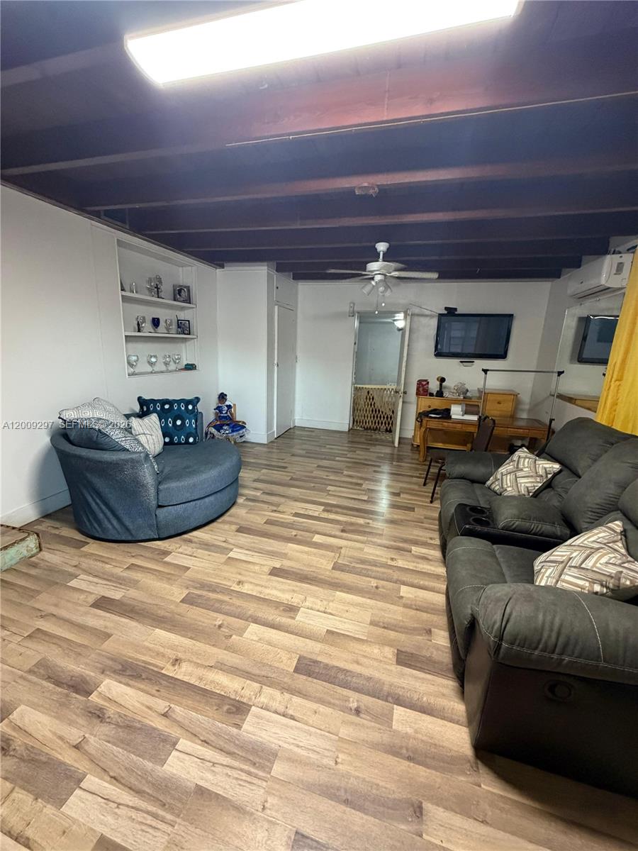 7TH AVENUE HIGHLANDS - Residential Income