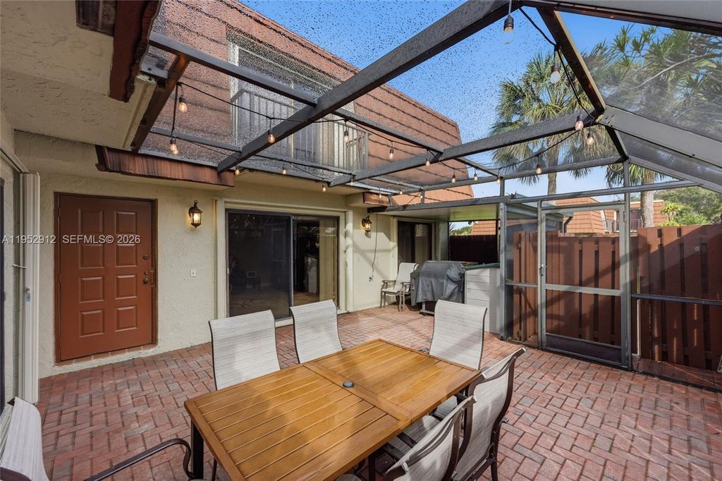 Photo of 1172 SW 118th Ter, Davie, FL 33325 (MLS # A11952912)