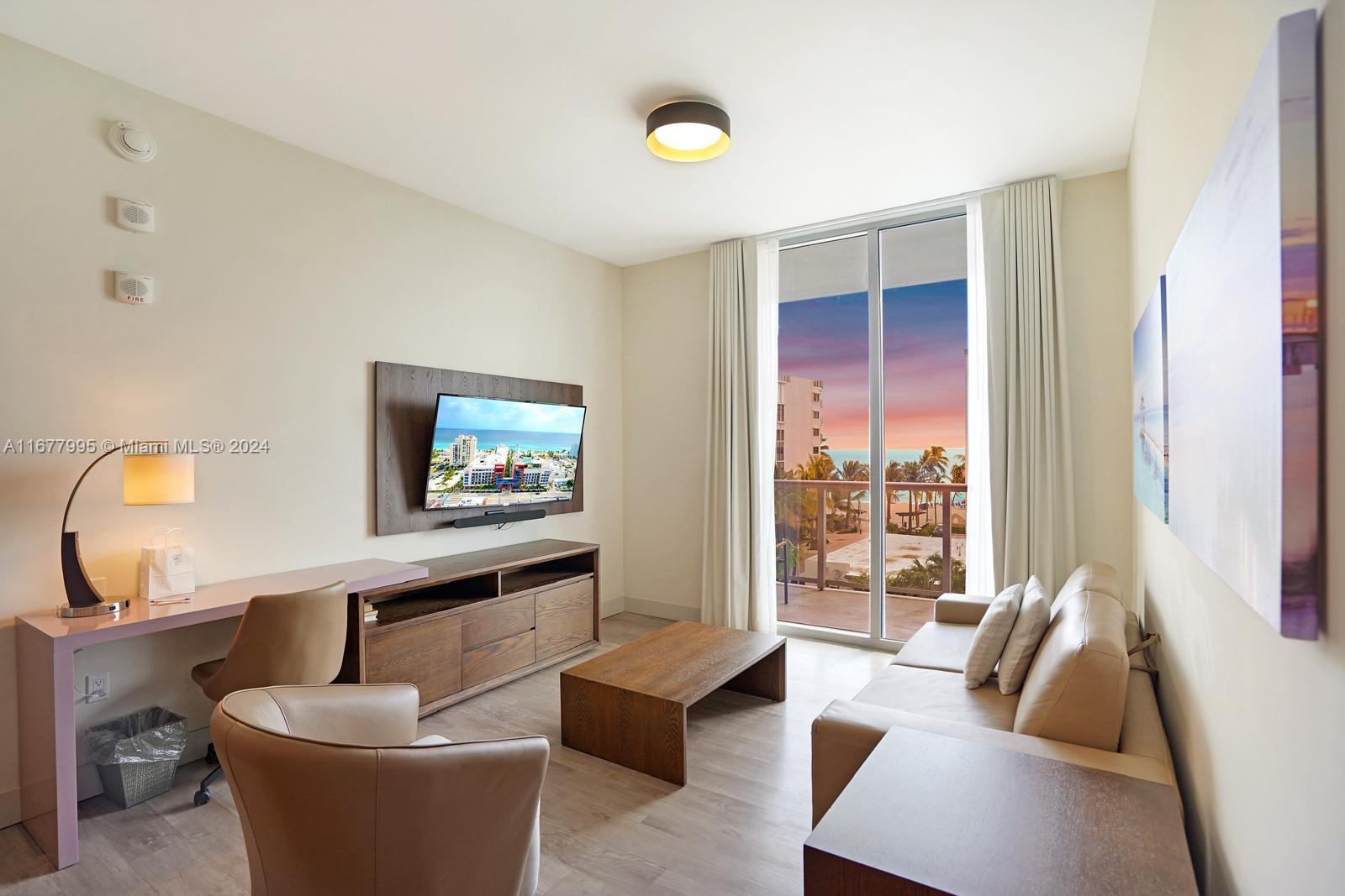 COSTA HOLLYWOOD CONDO - Residential