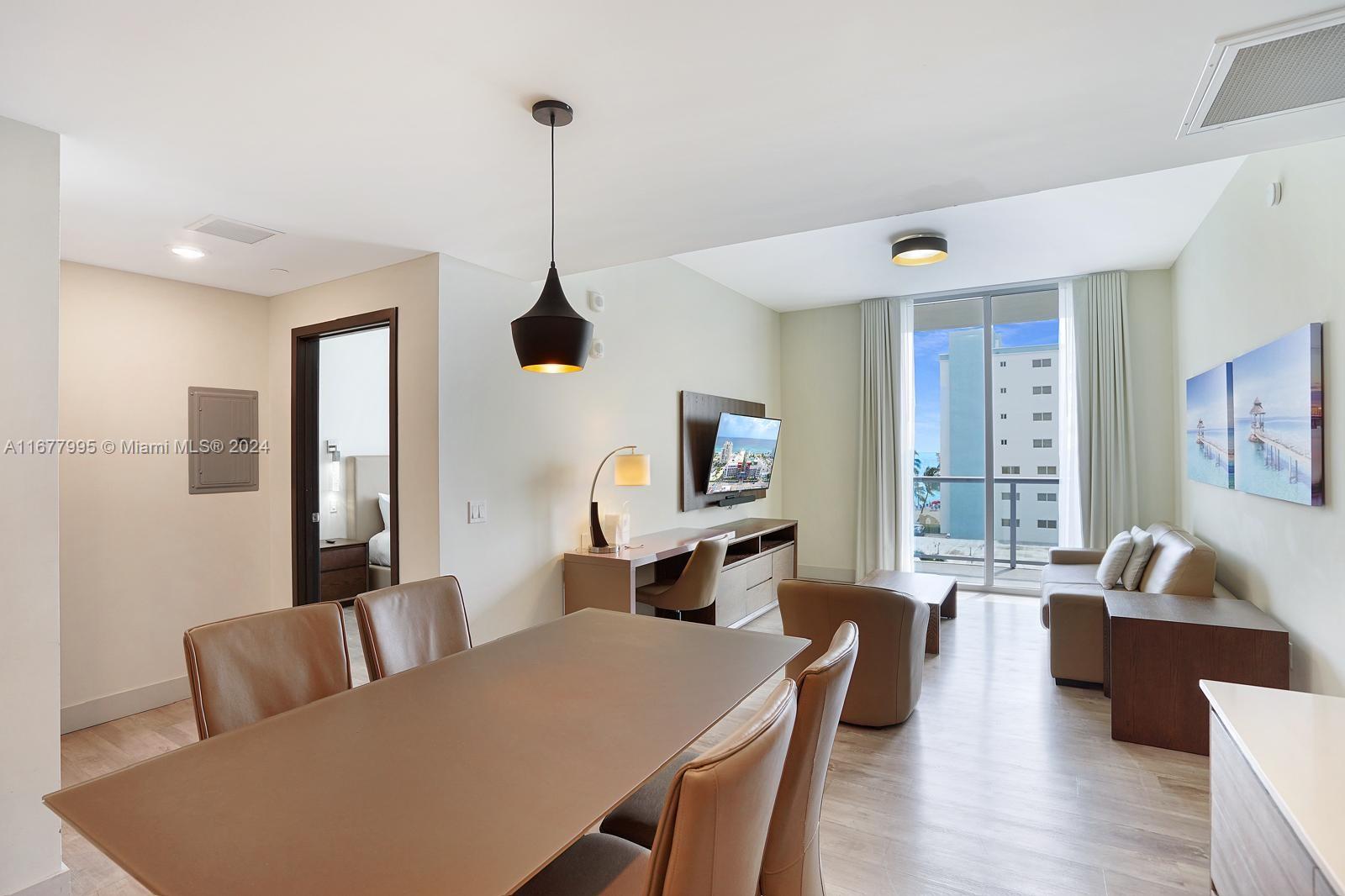 COSTA HOLLYWOOD CONDO - Residential