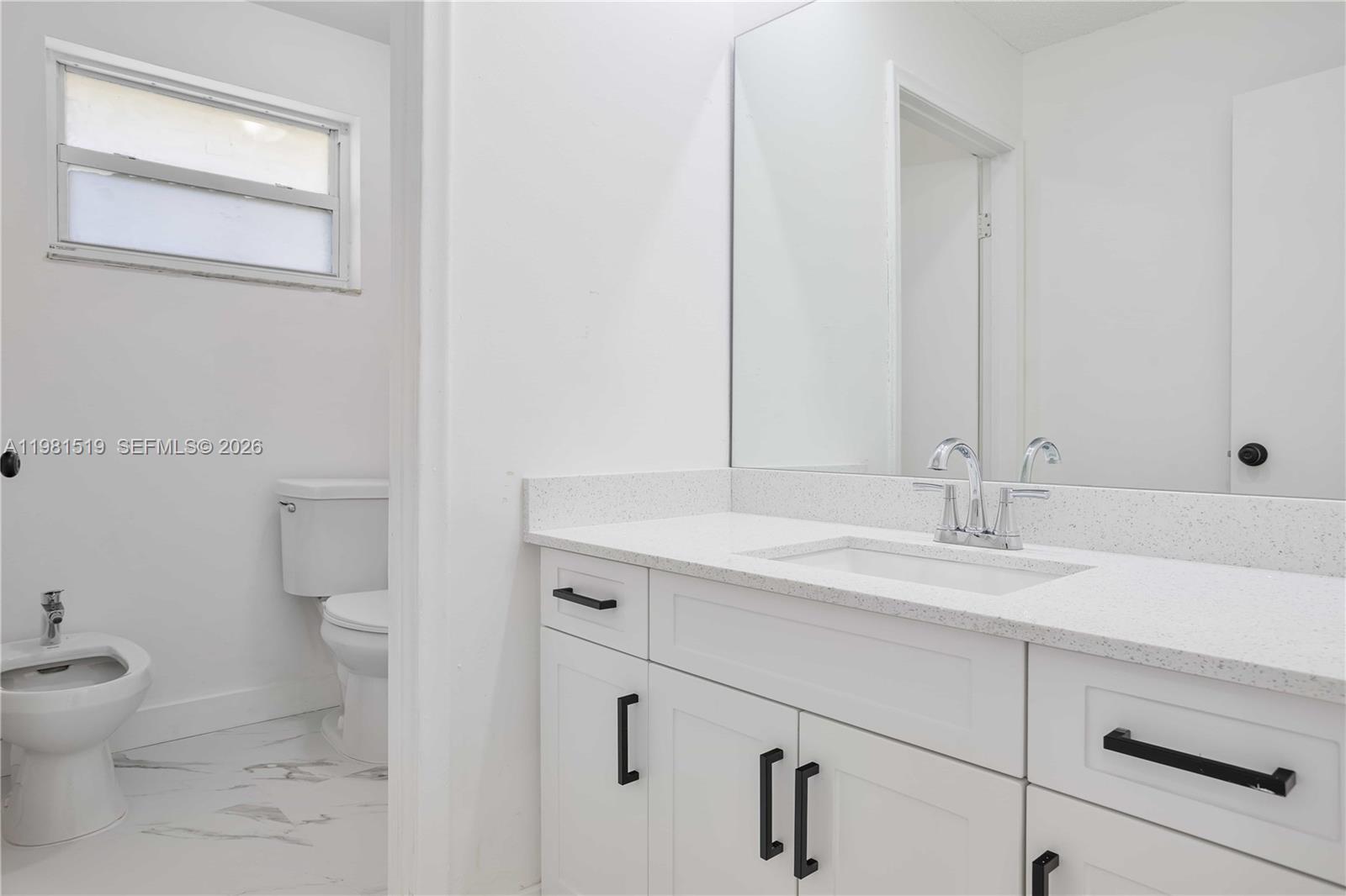 TWELFTH ST MANORS - Residential Income