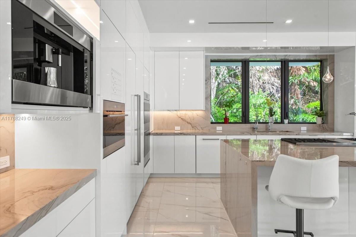 SHORECREST - Residential Lease