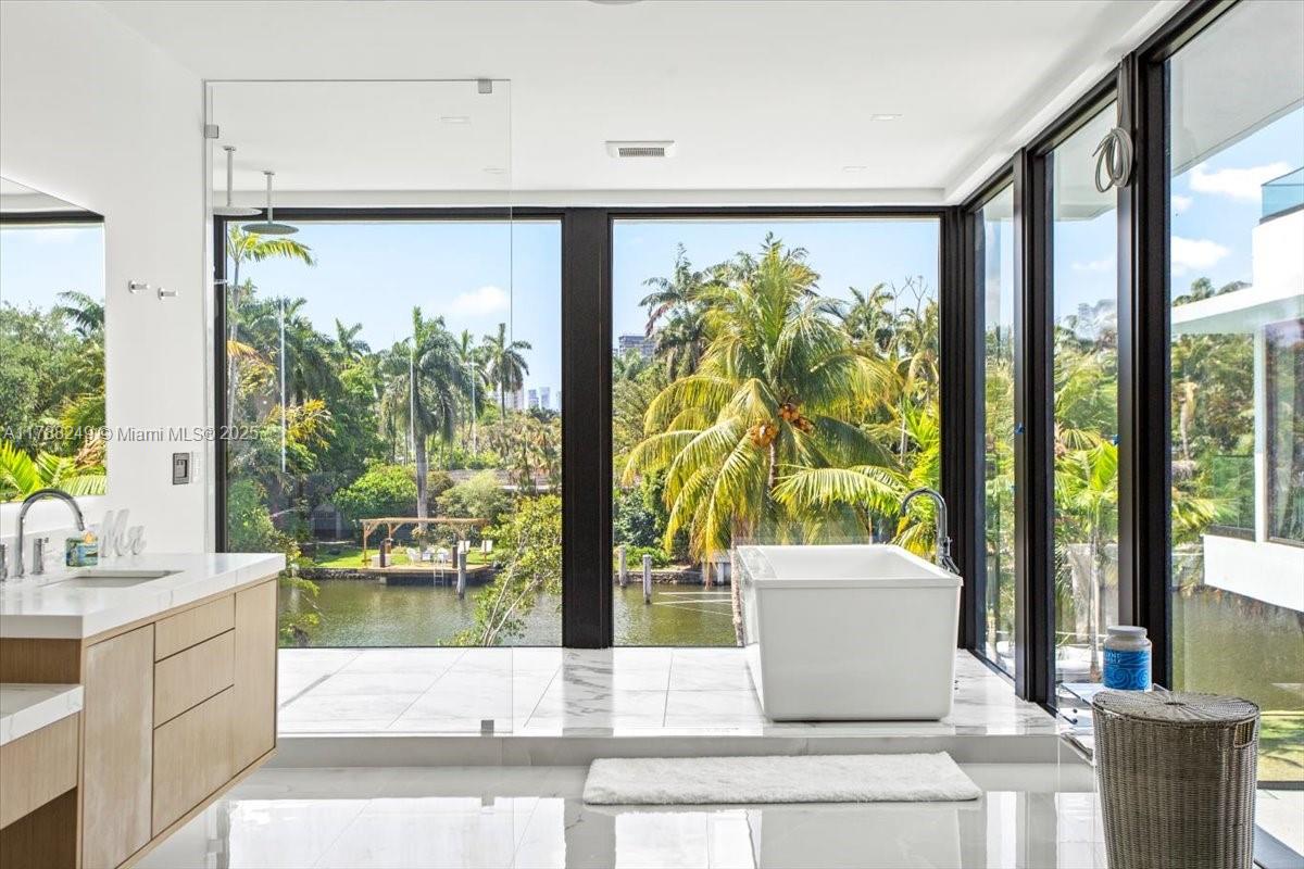 SHORECREST - Residential Lease