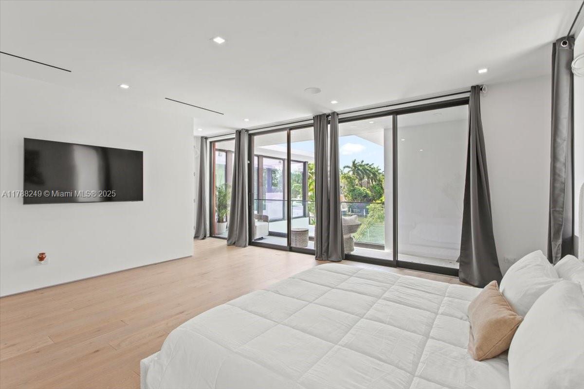 SHORECREST - Residential Lease