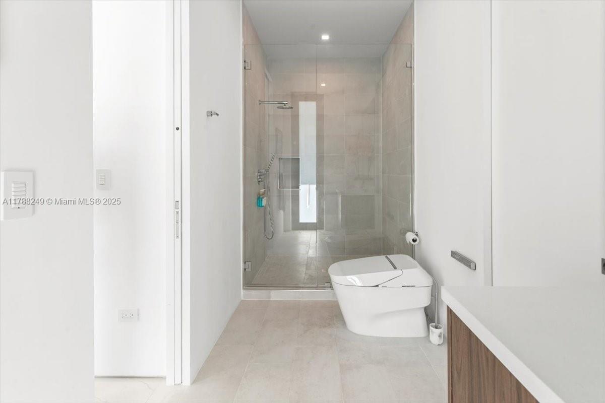 SHORECREST - Residential Lease