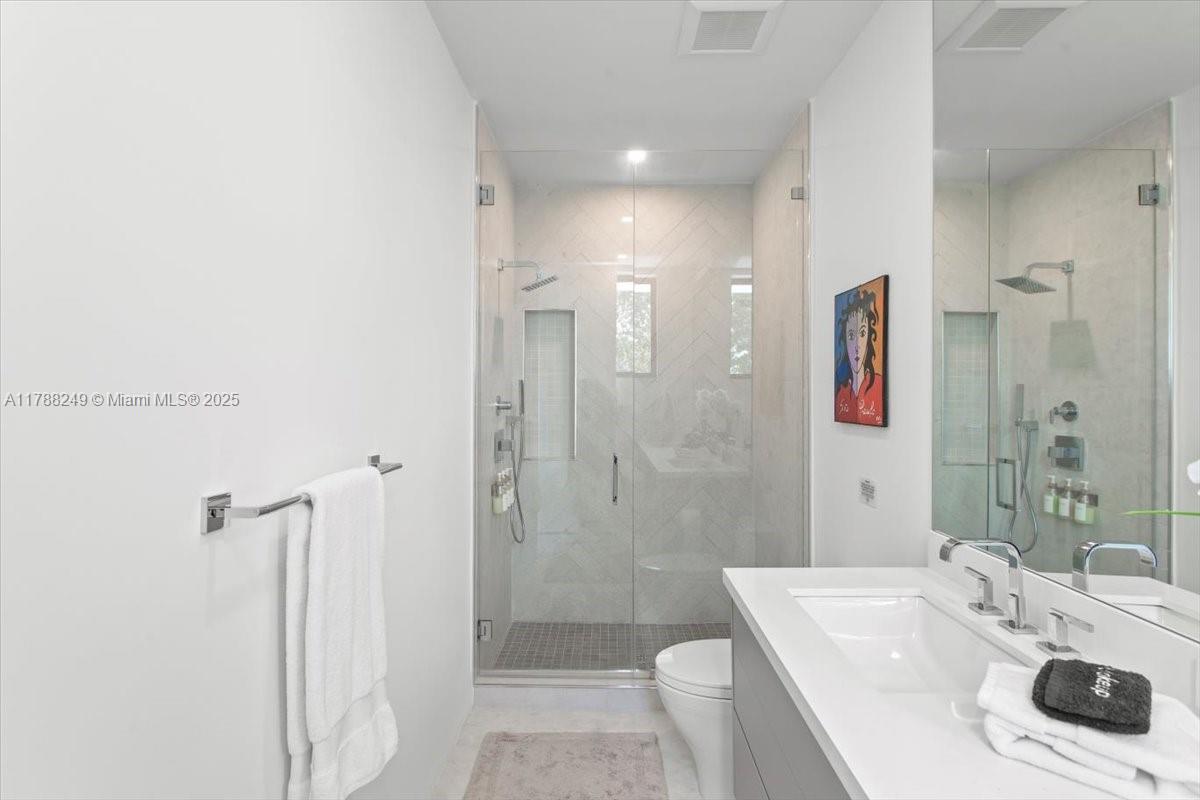 SHORECREST - Residential Lease