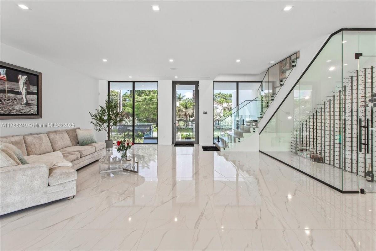 SHORECREST - Residential Lease