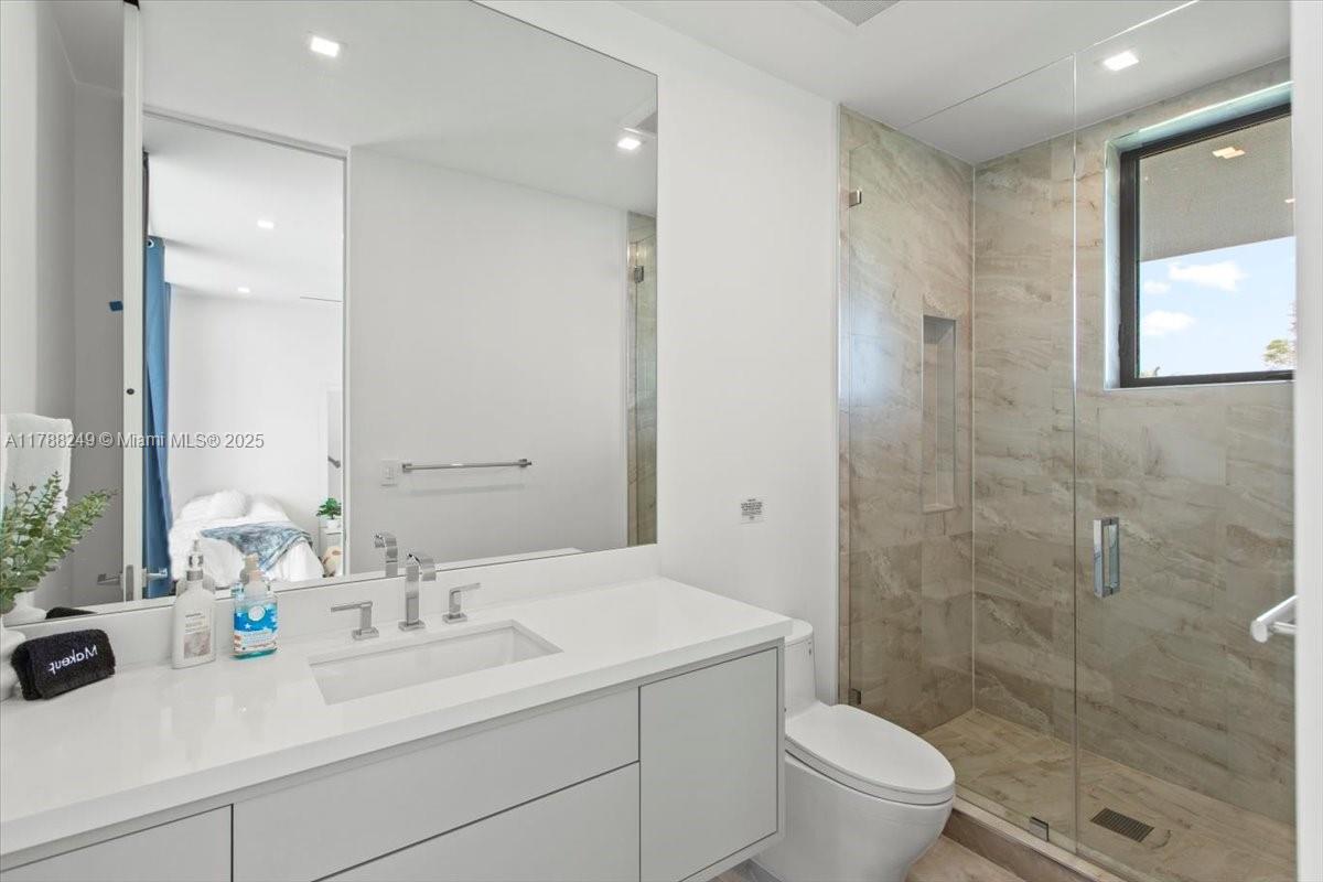 SHORECREST - Residential Lease