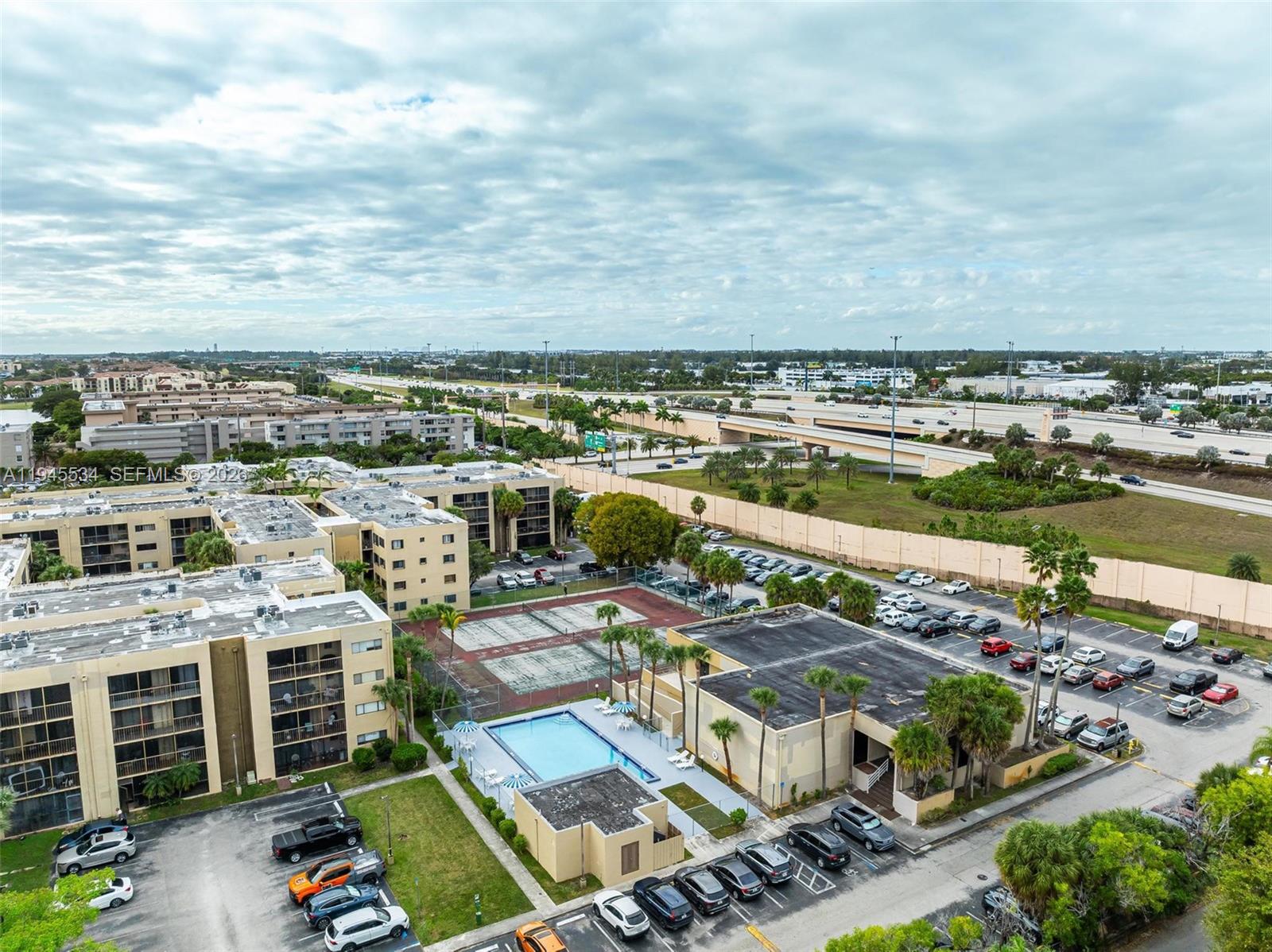 FOX CHASE CONDO #3 - Residential