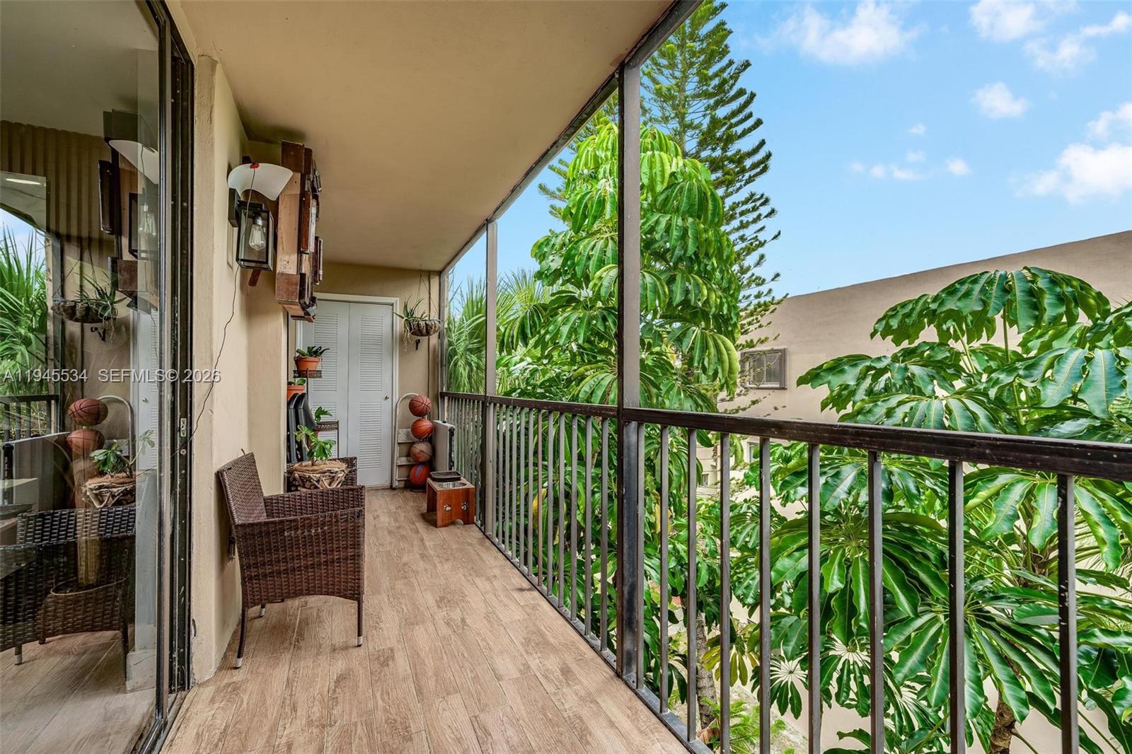 FOX CHASE CONDO #3 - Residential