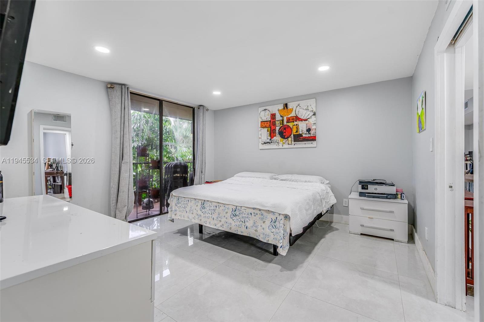 FOX CHASE CONDO #3 - Residential