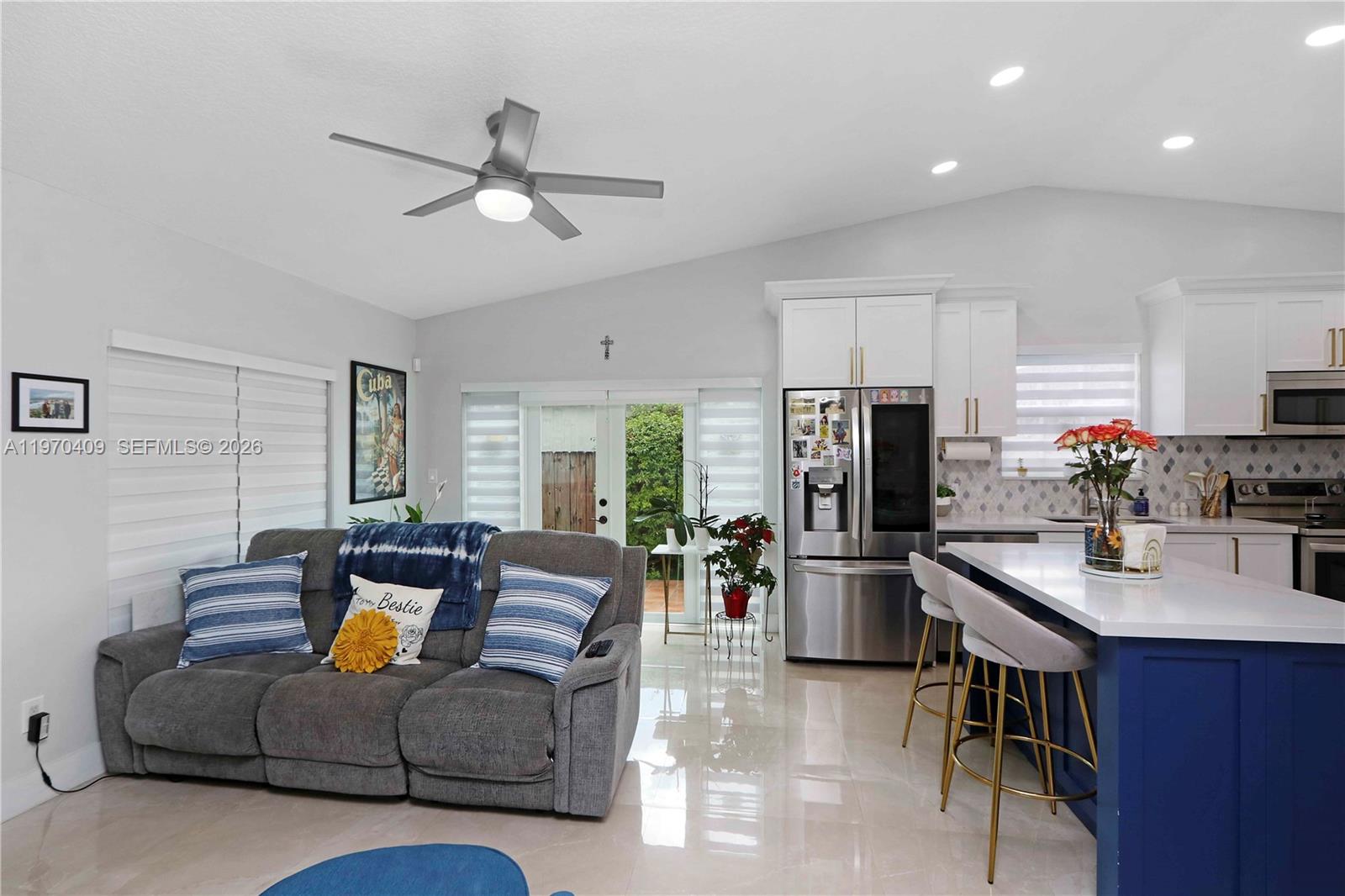 NATALIE HOMES - Residential