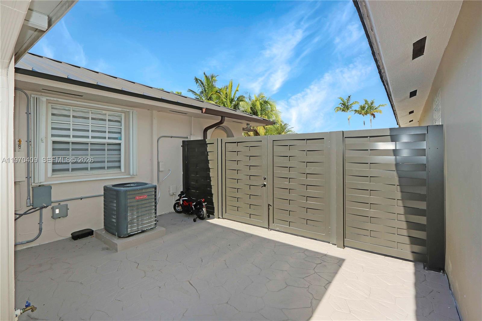 NATALIE HOMES - Residential