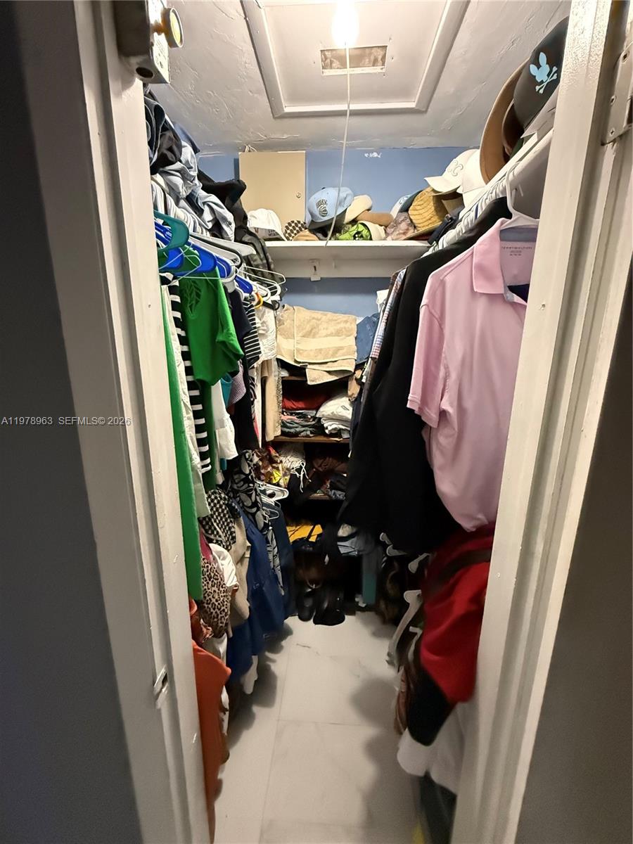 BOULEVARD HEIGHTS SEC 6 - Residential Lease