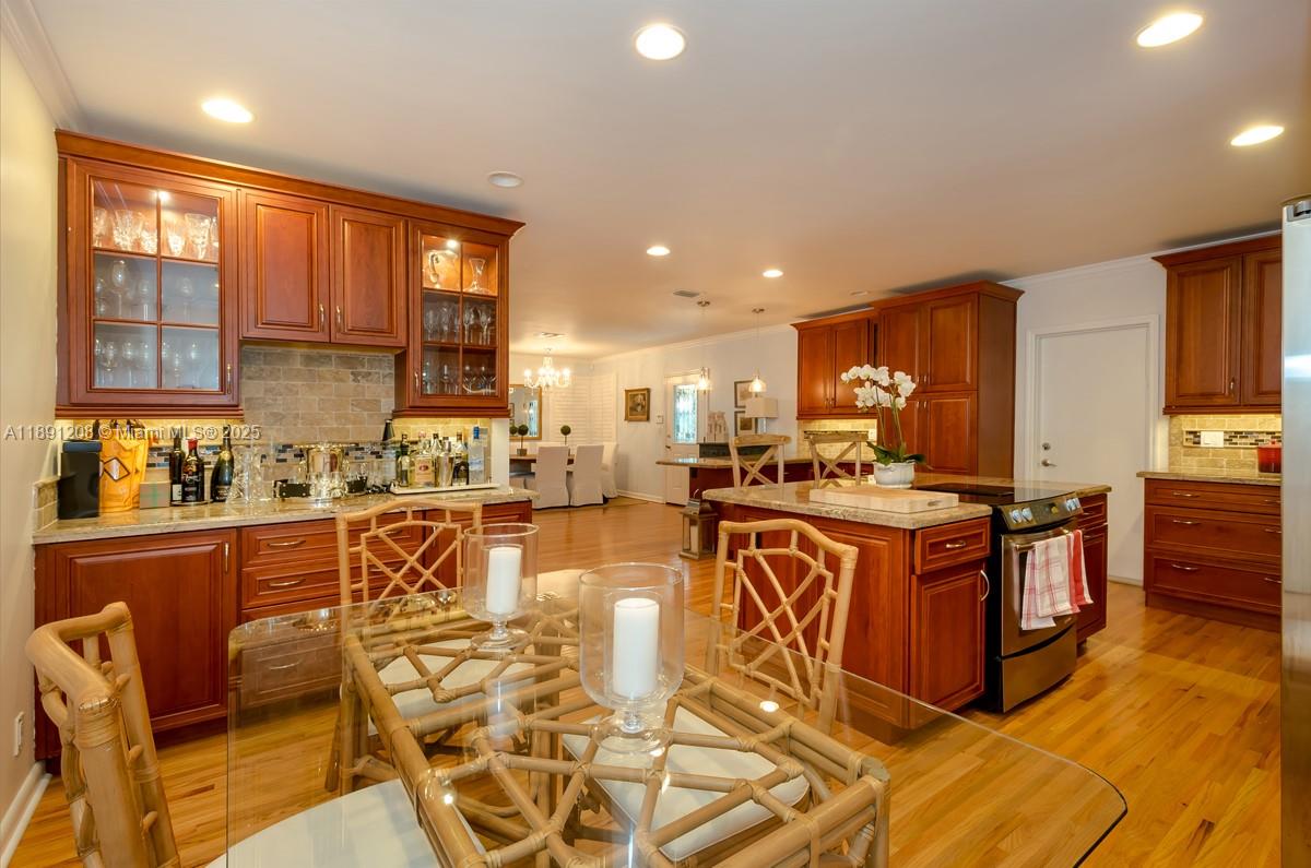 CORAL GABLES RIVIERA SEC - Residential Lease