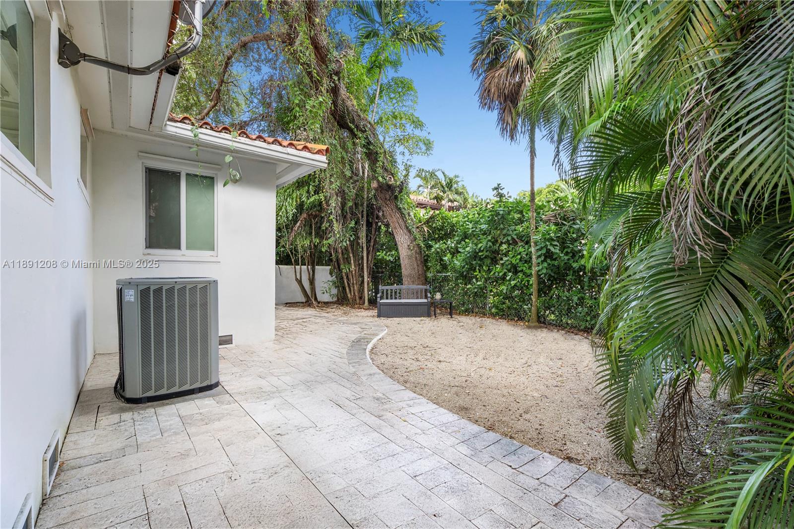 CORAL GABLES RIVIERA SEC - Residential Lease