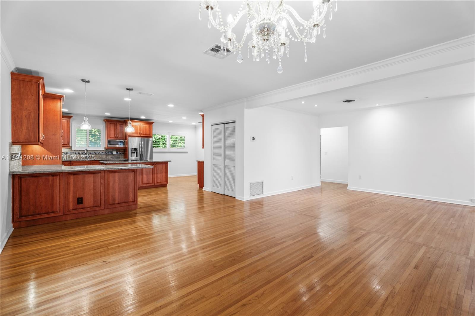 CORAL GABLES RIVIERA SEC - Residential Lease
