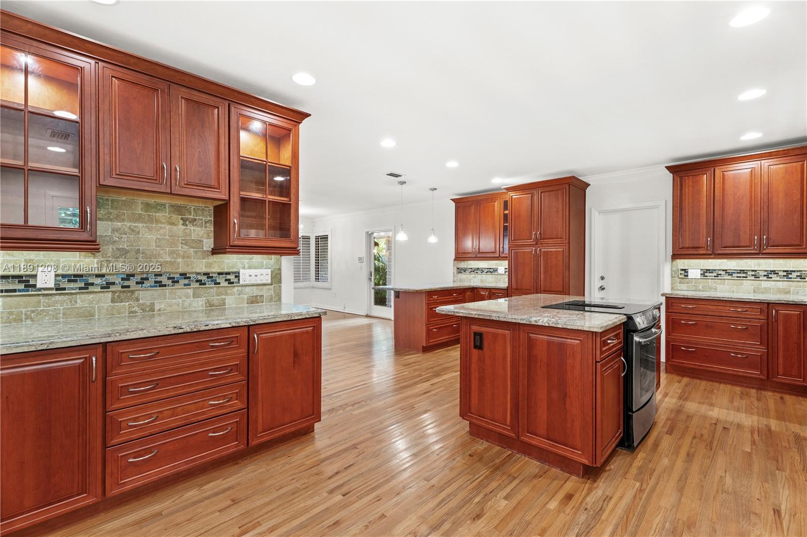 CORAL GABLES RIVIERA SEC - Residential Lease