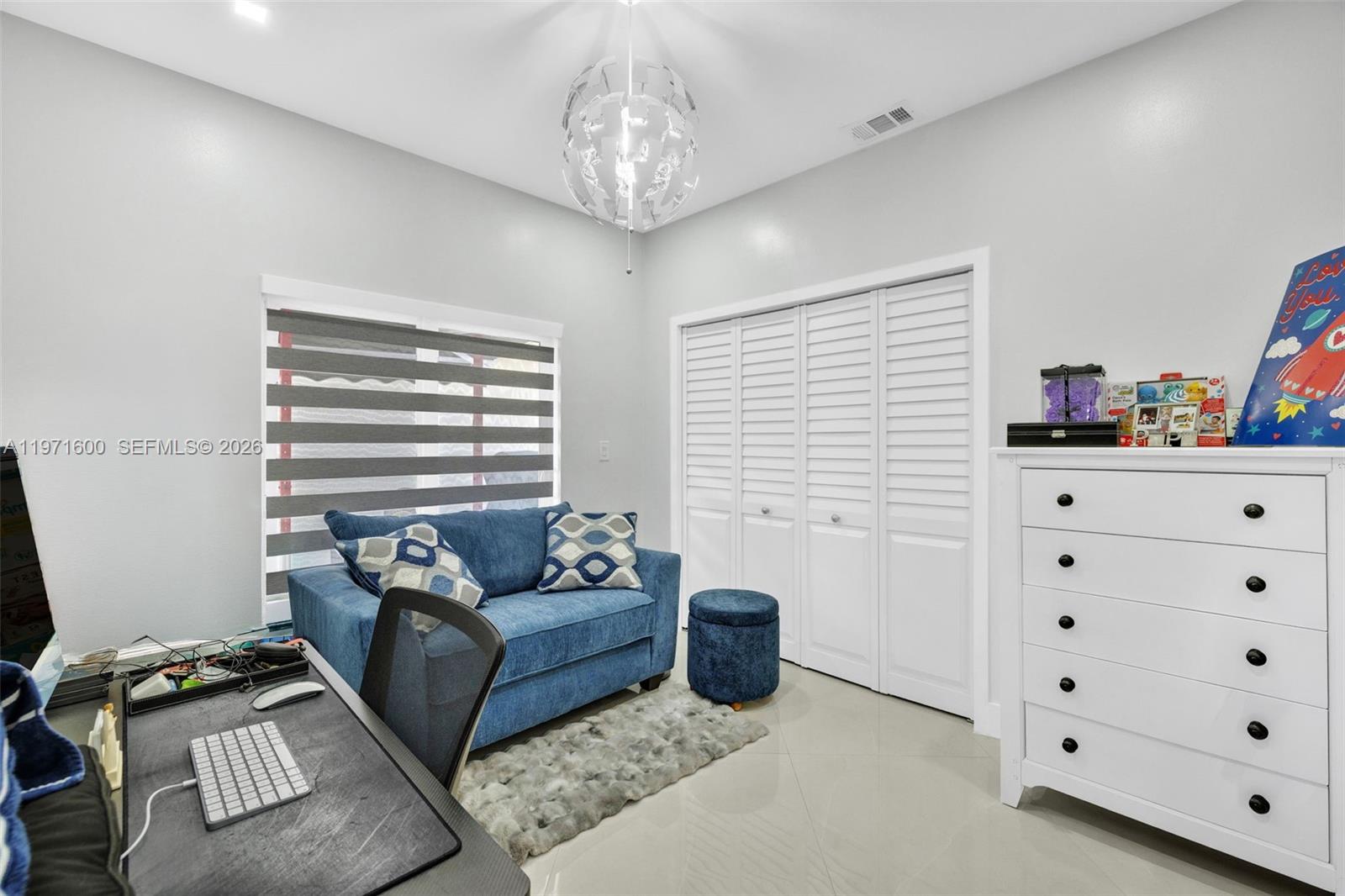 C-WEST LAKES OF THE MEADO - Residential