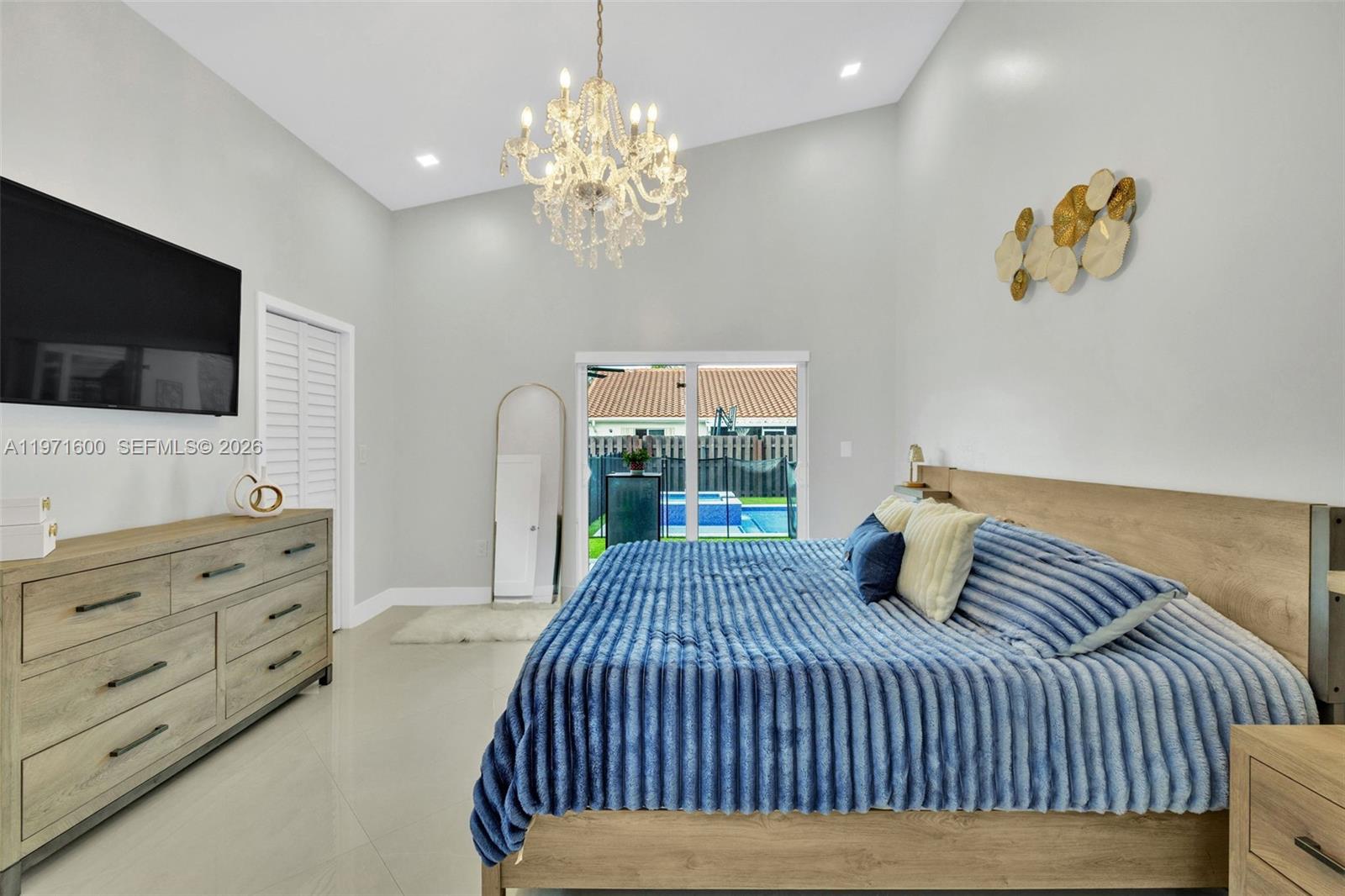 C-WEST LAKES OF THE MEADO - Residential