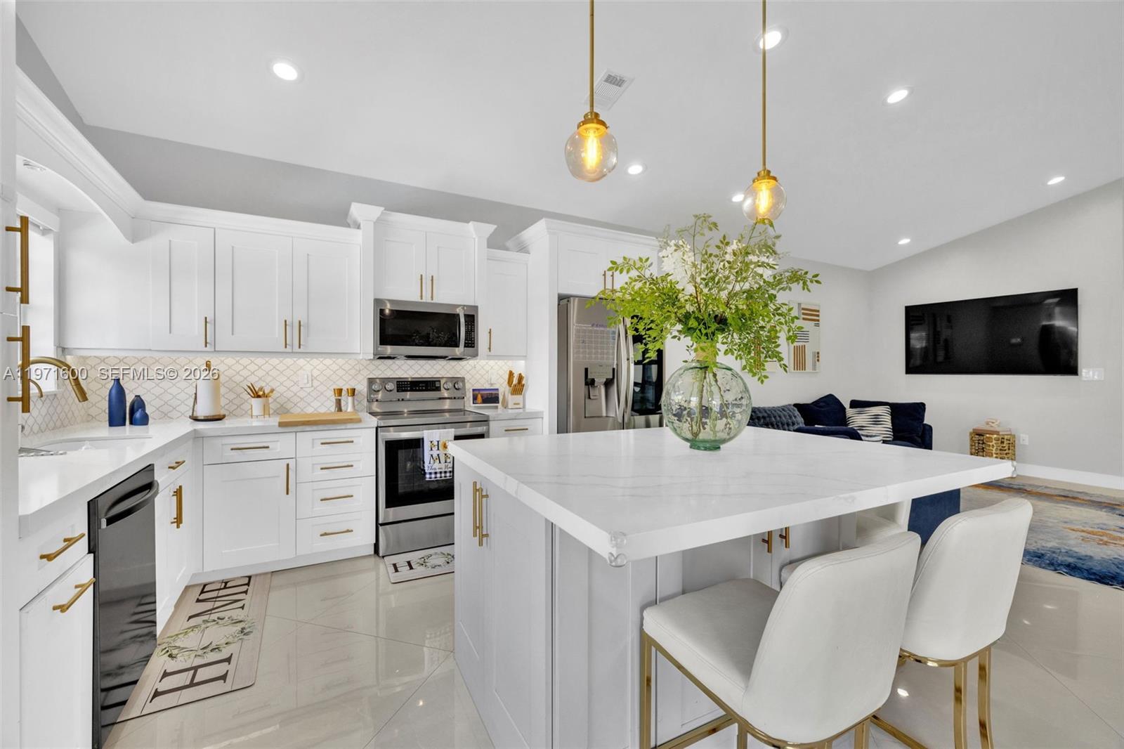 C-WEST LAKES OF THE MEADO - Residential