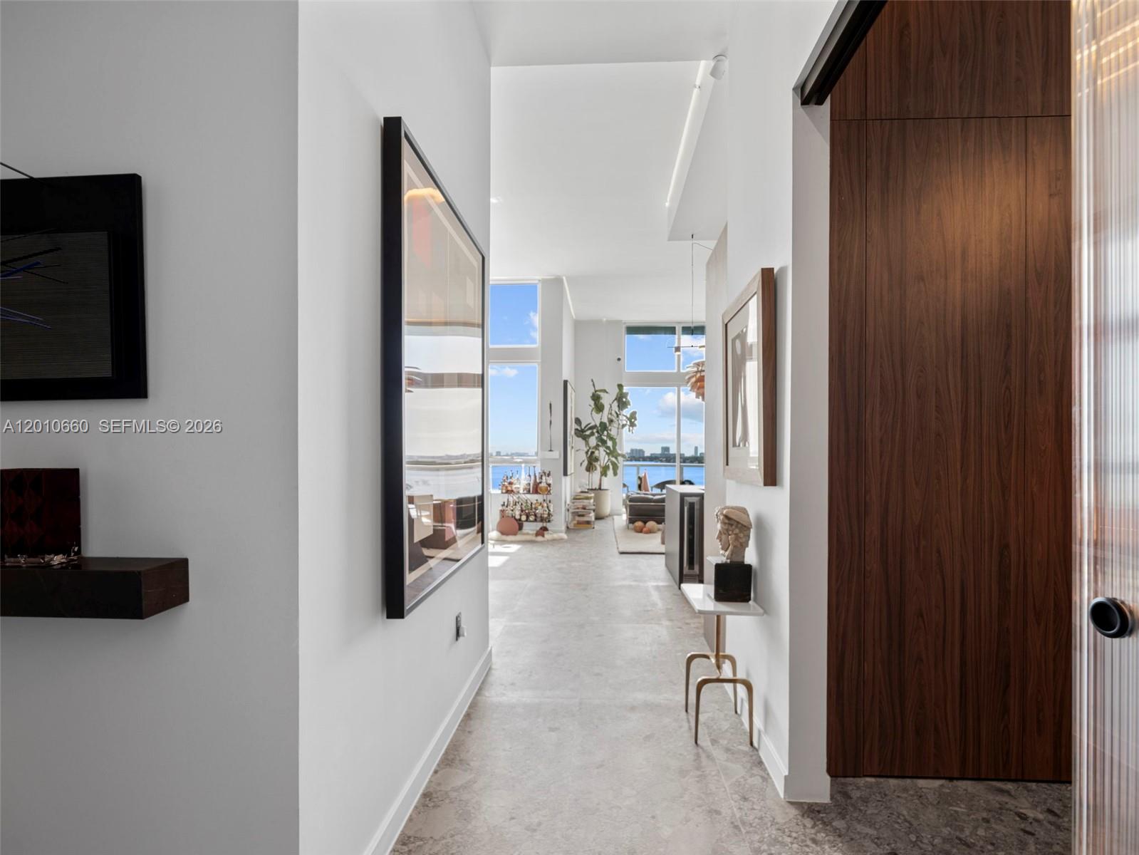QUANTUM ON THE BAY CONDO - Residential