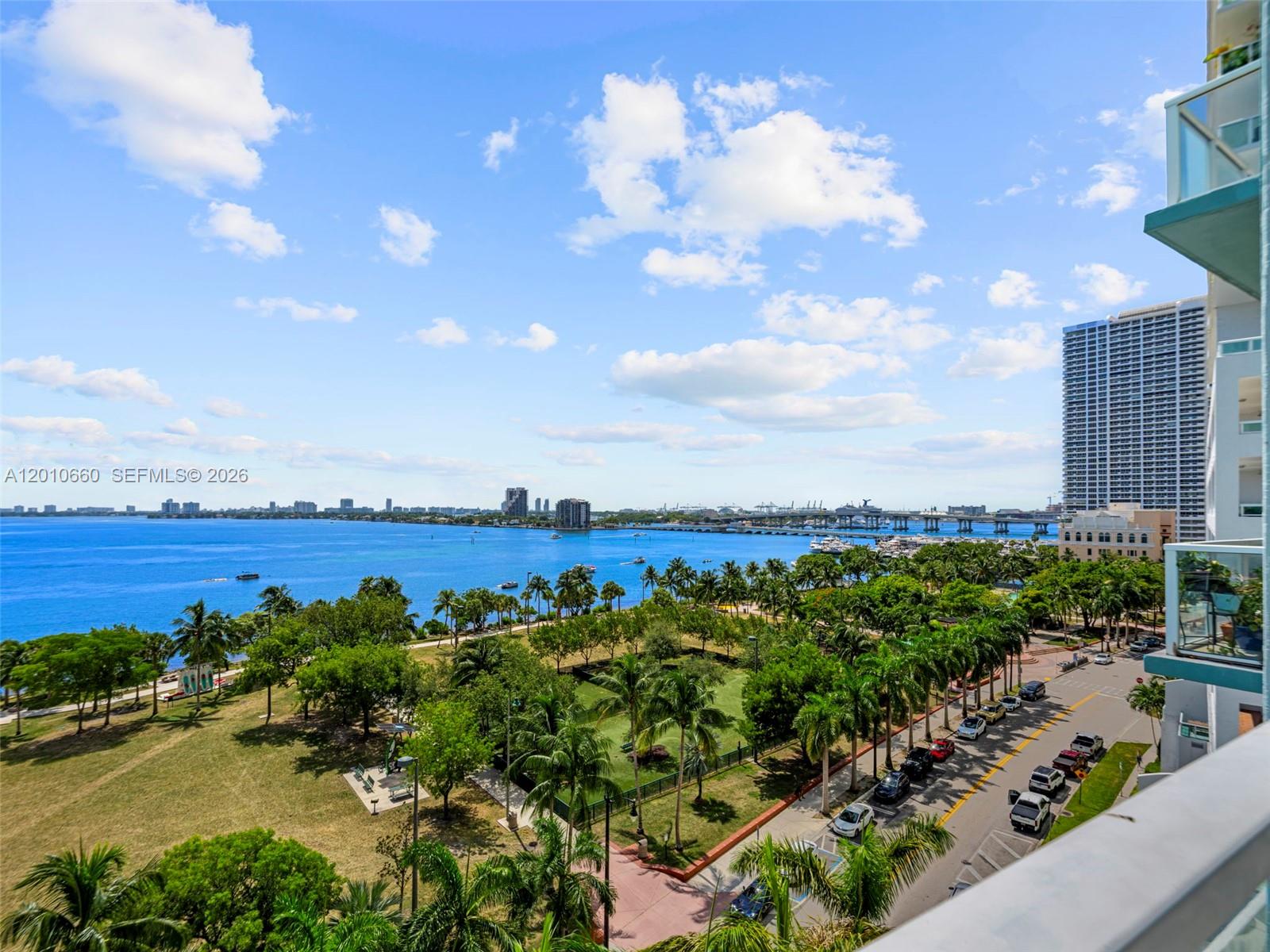 QUANTUM ON THE BAY CONDO - Residential