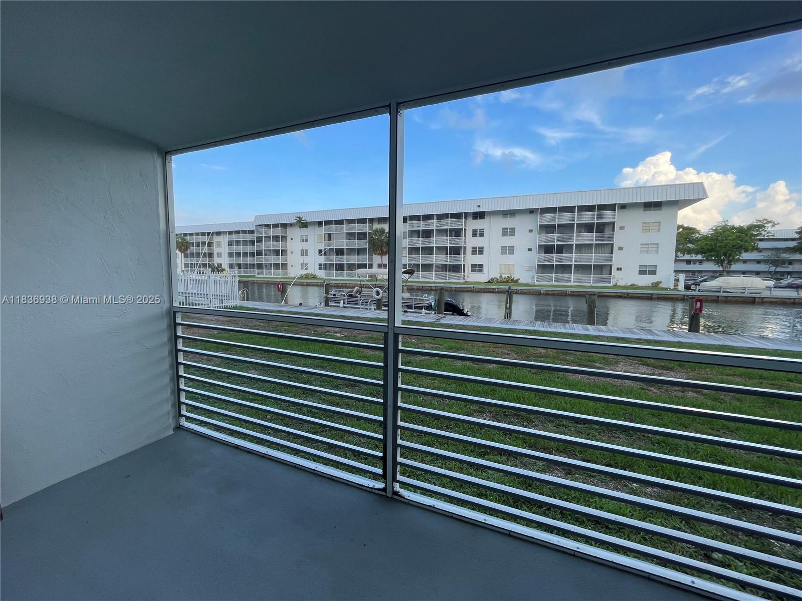 3600 NE 170th St 111