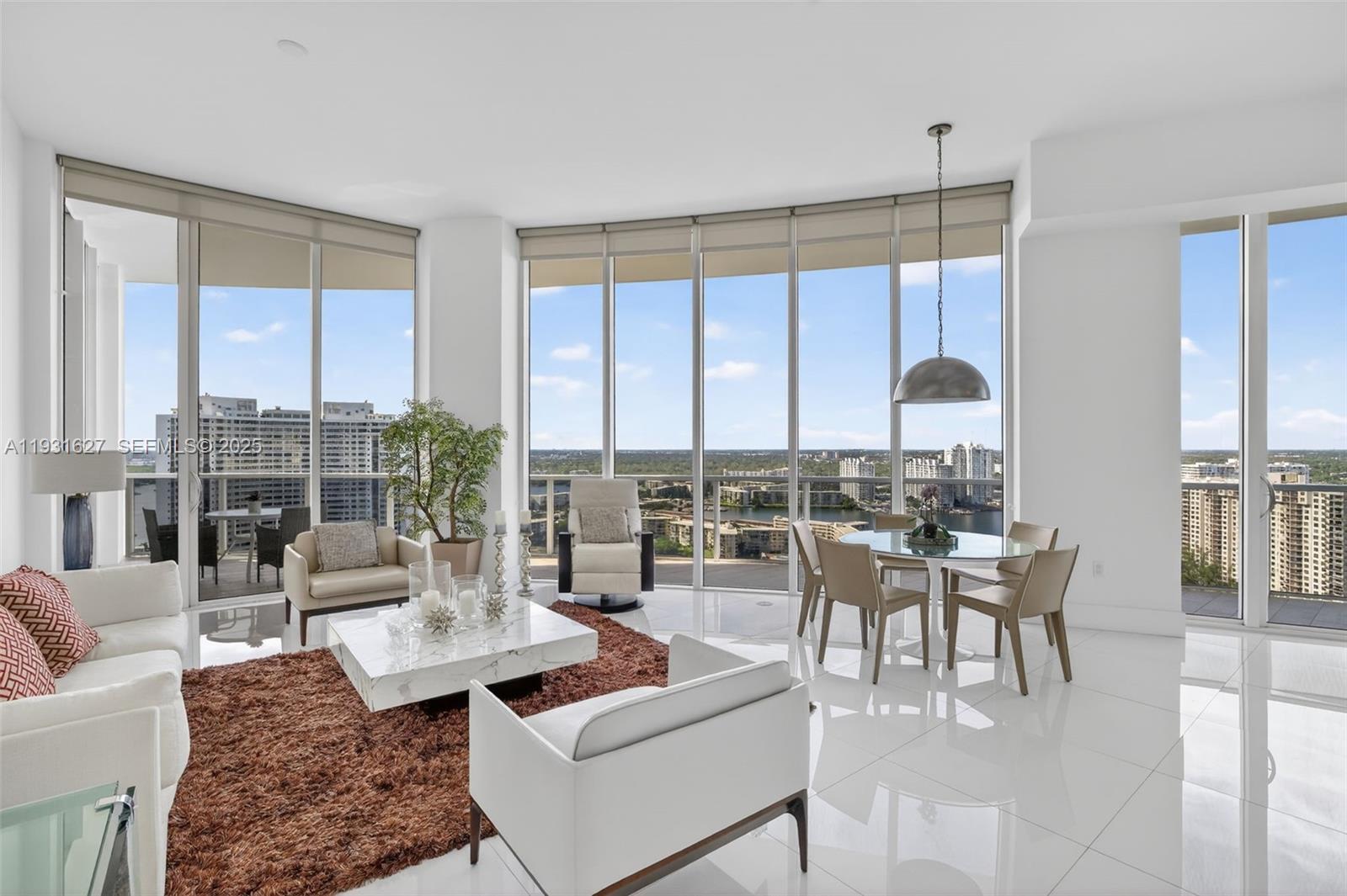 BELLINI AT WILLIAMS ISLAN - Residential