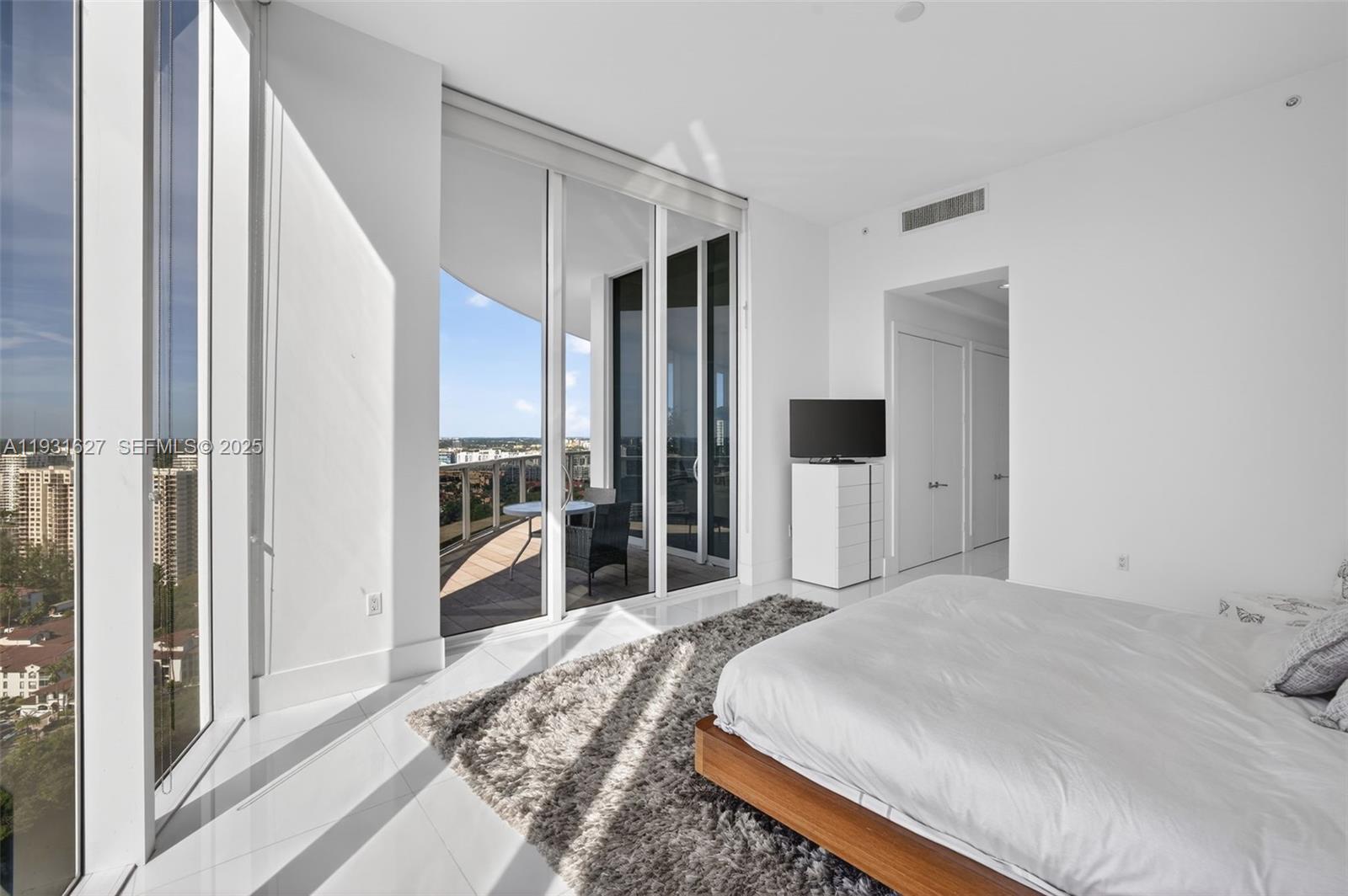 BELLINI AT WILLIAMS ISLAN - Residential