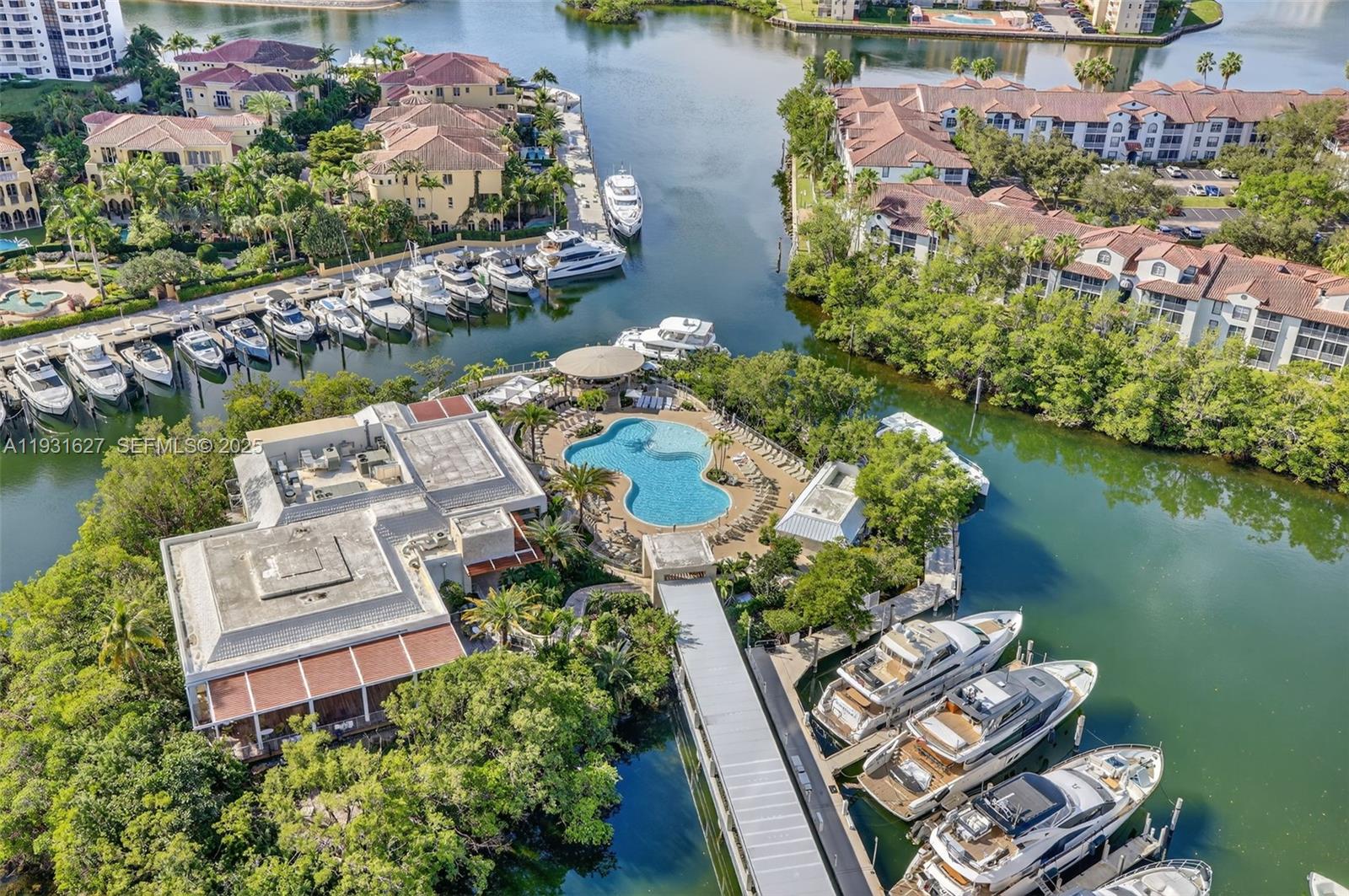 BELLINI AT WILLIAMS ISLAN - Residential