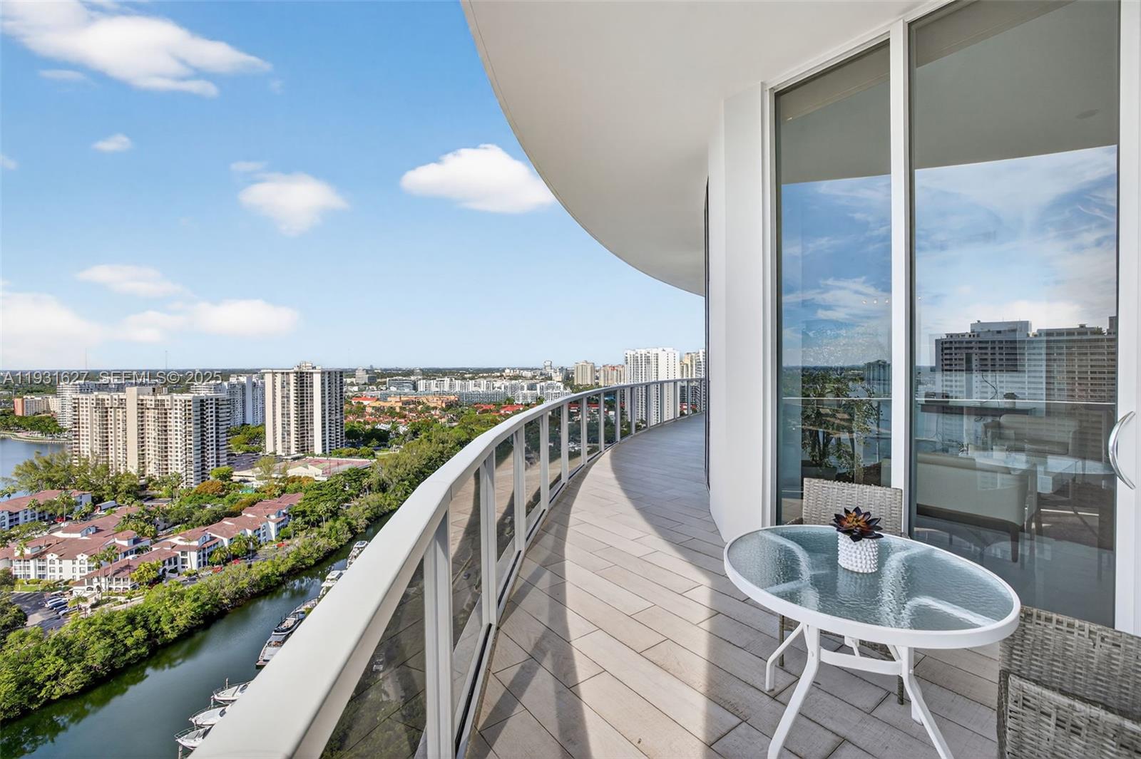 BELLINI AT WILLIAMS ISLAN - Residential