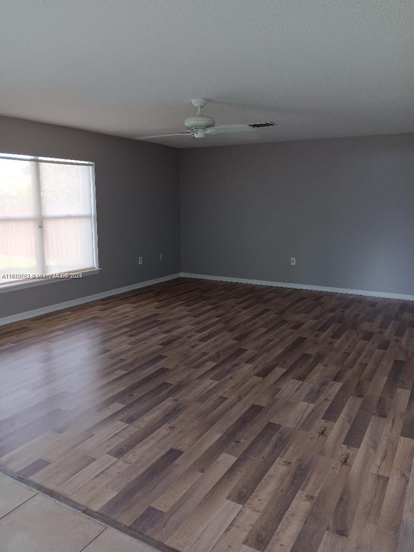 PORT ST LUCIE SECTION 25 - Residential Lease