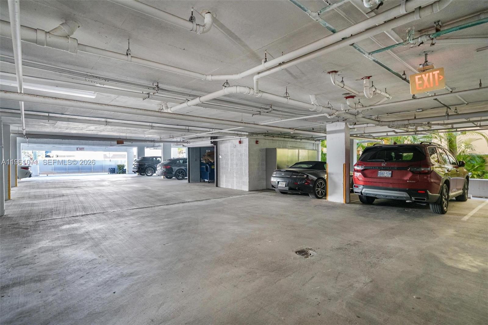 ABSOLUT CONDO - Residential