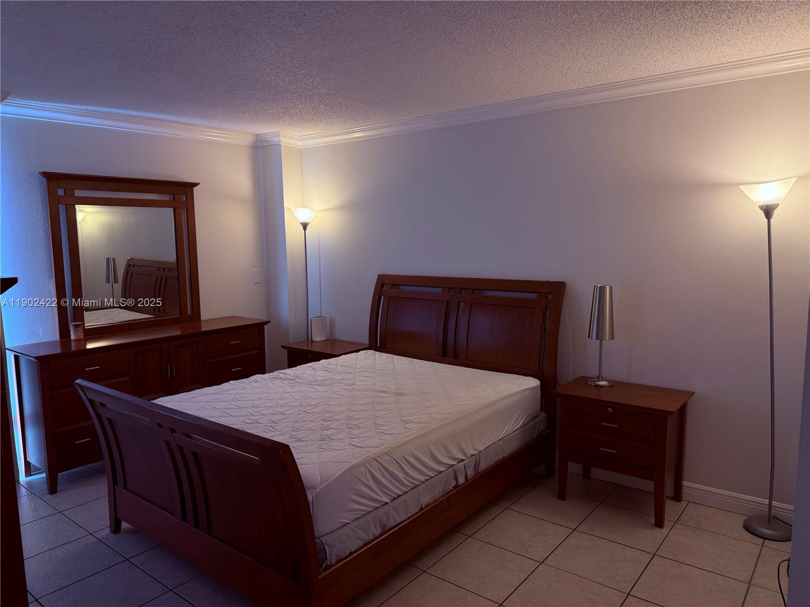 ENSENADA CONDO BLDG E-II - Residential Lease