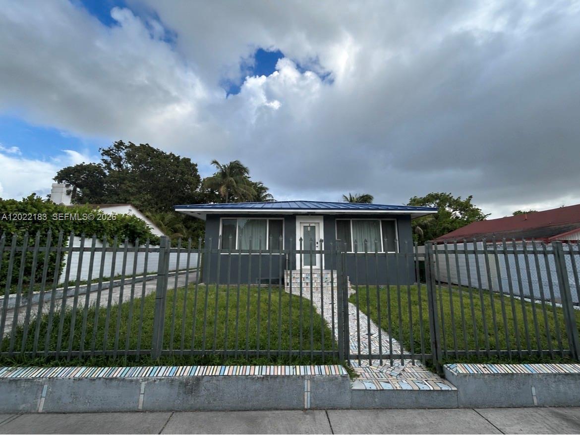 BUENA VISTA HEIGHTS ADDN - Residential Income