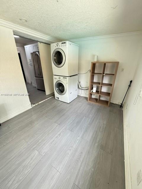 PLAYLAND ISLES - Residential