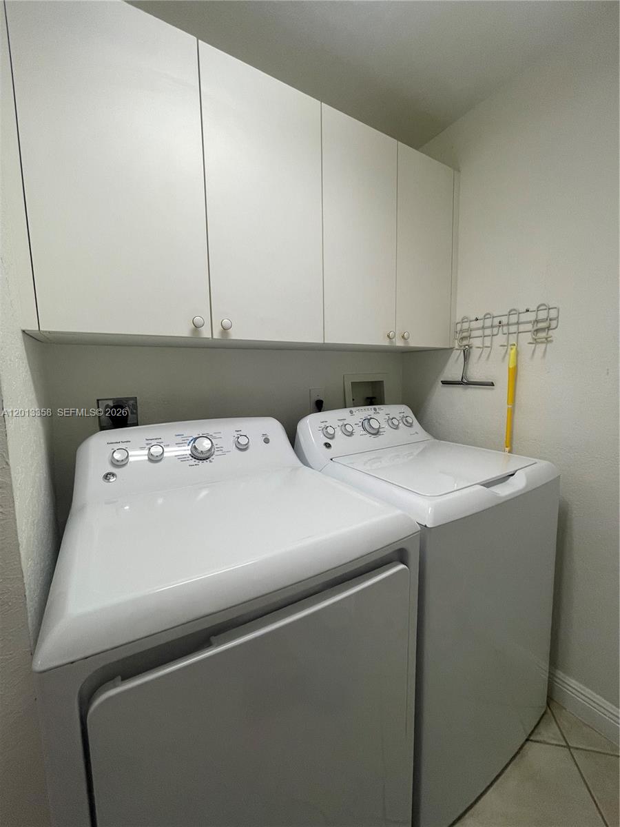 CAPTIVA CONDO D - Residential Lease