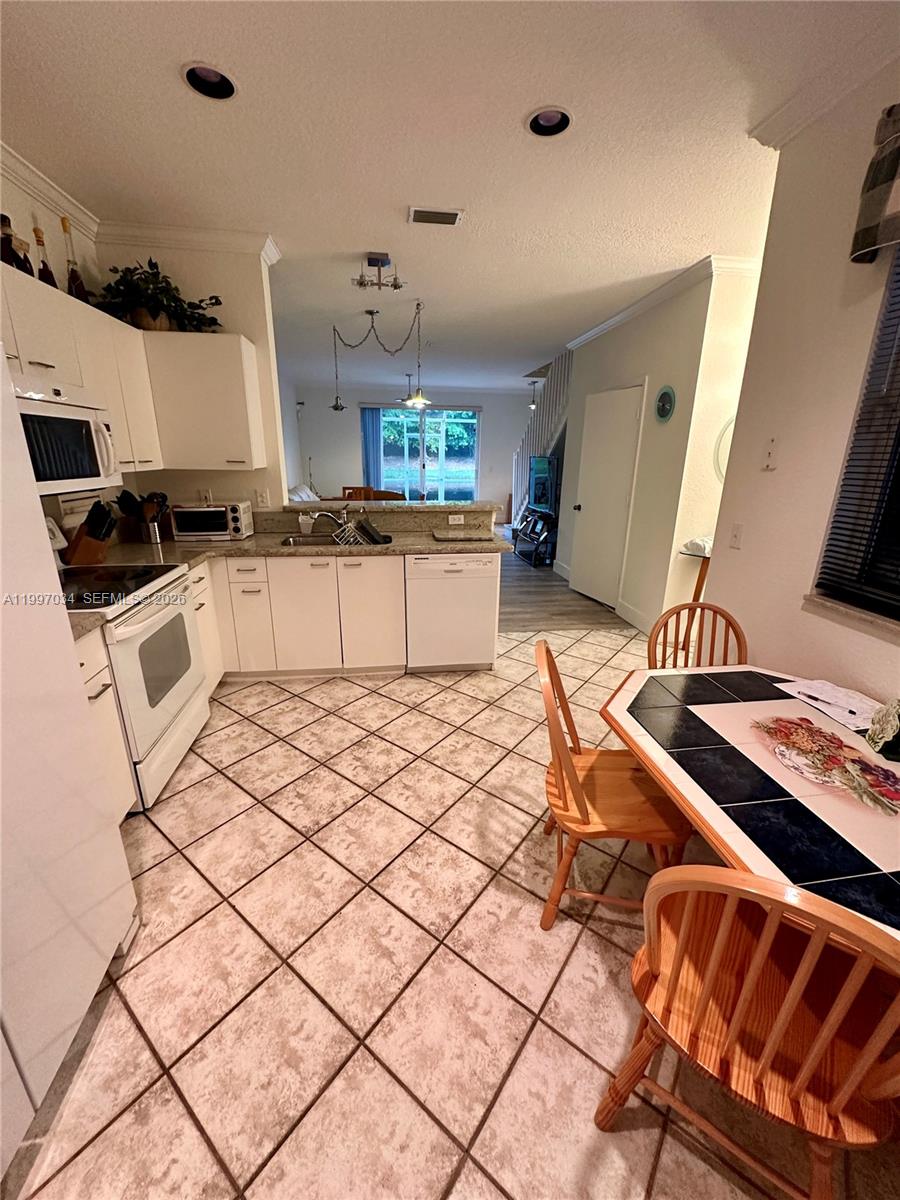 SECTOR 1 BOUNDARY PLAT - Residential Lease