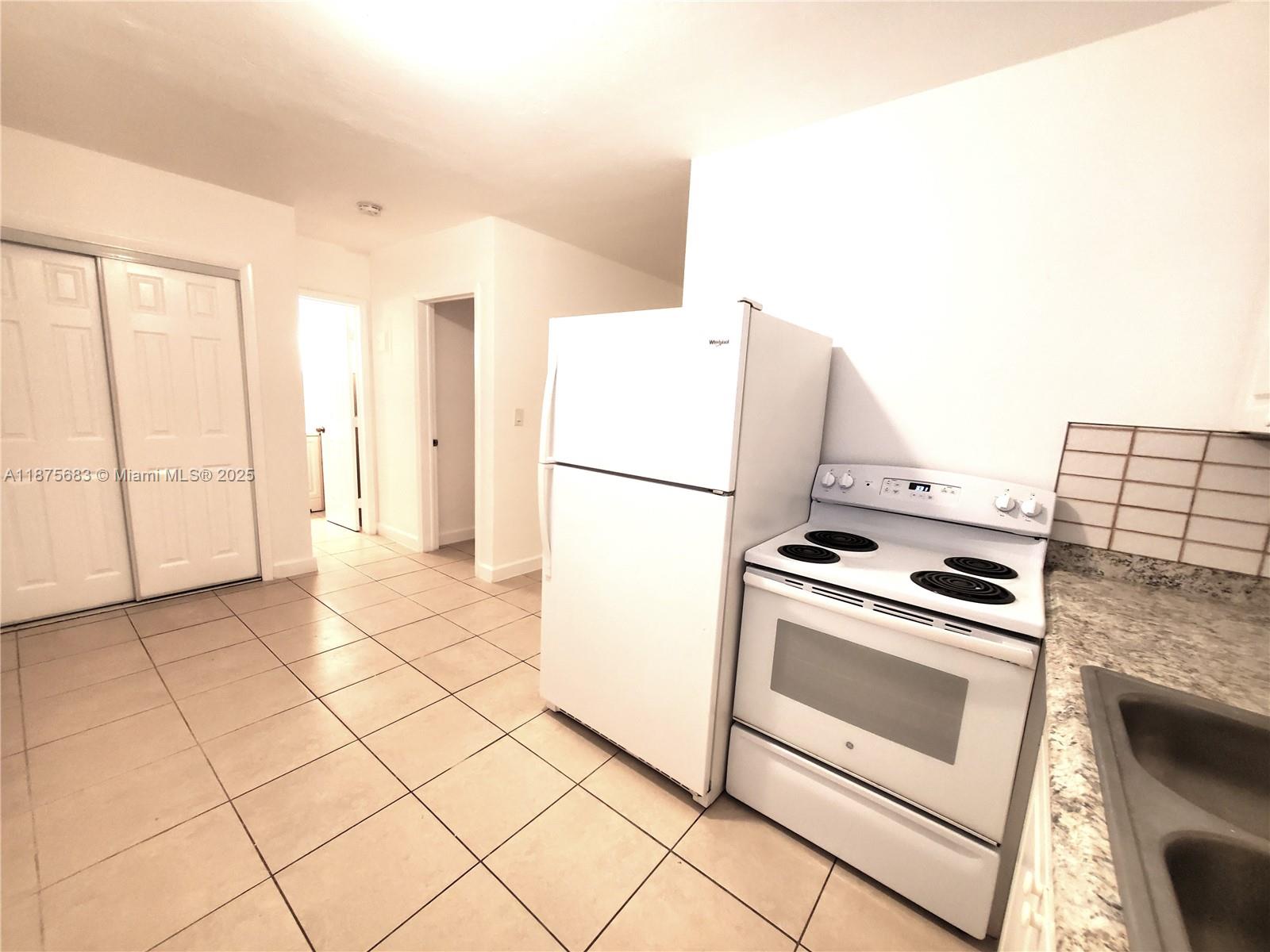 DALTON MANOR - Residential Lease