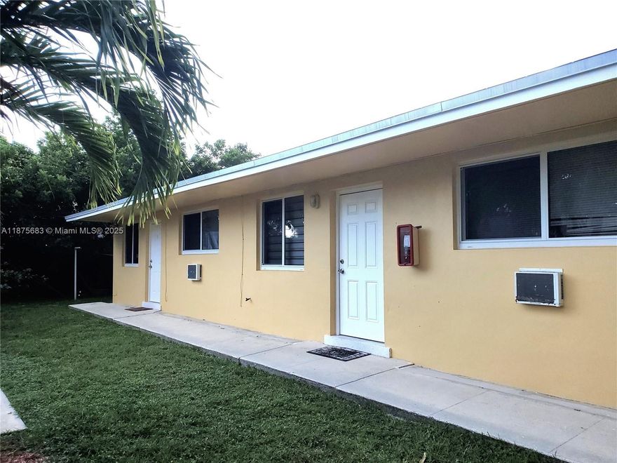 Beautiful Unit in Dania Beach, Freshly Painted, Lots of Natural Light Throughout, 1 Bedroom 1 Bathroom, Tile Floor,
 Minutes from the Beach and Fort Lauderdale International Airport, Walk Distance to Restaurants, Great Location
 Between Sheridan and Stirling Rd. Just east of US1. 1st month, last month and security deposit to move in.
 Background, evictions and credit reports required. Water is Included. NO Association. Impact Windows throughout
 unit.