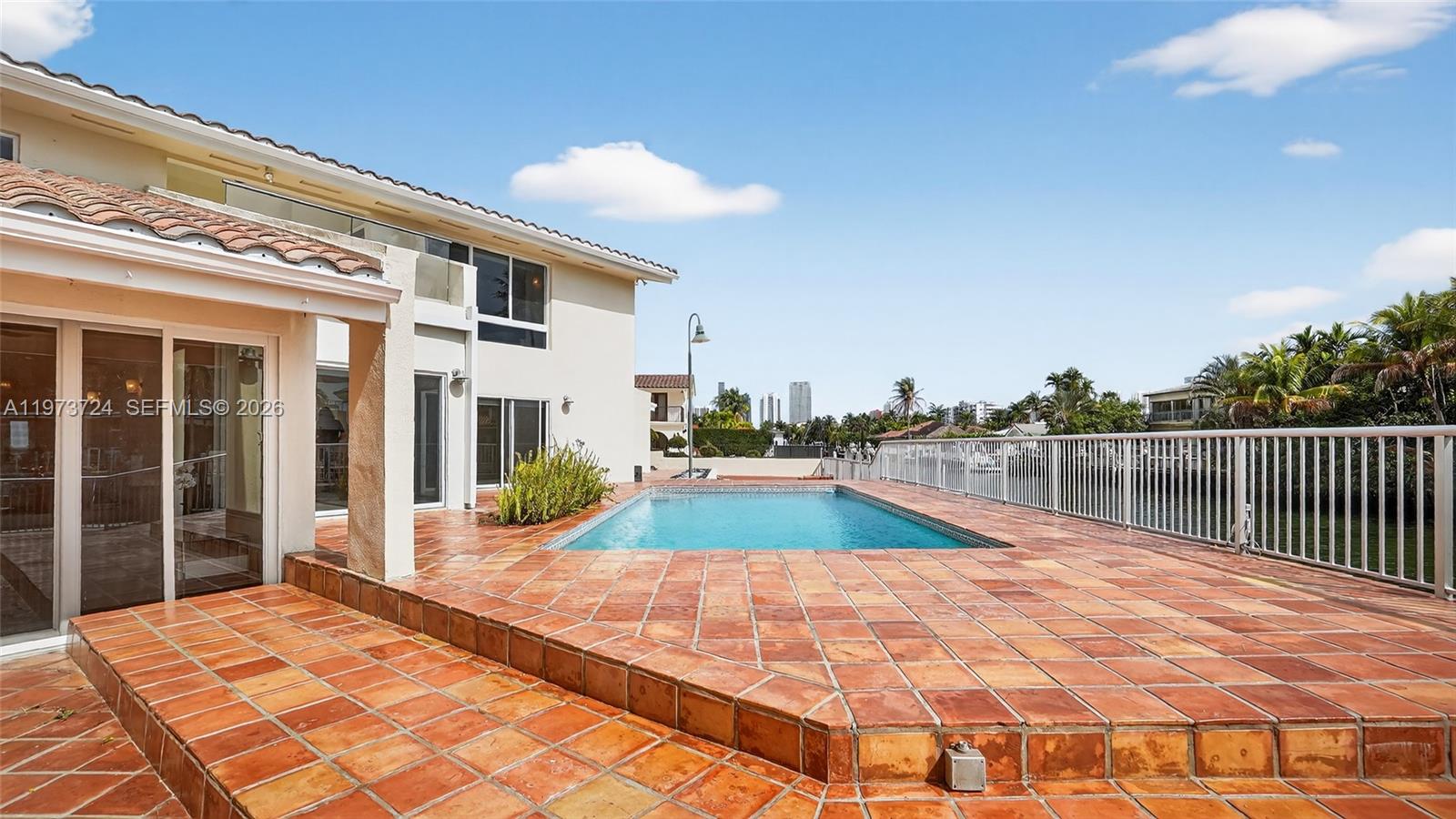 EASTERN SHORES 1ST ADDN - Residential