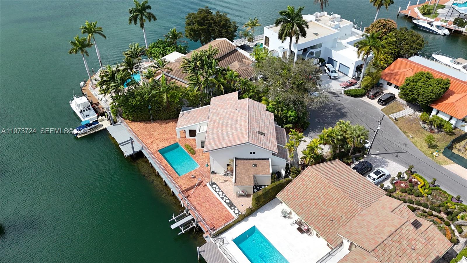 EASTERN SHORES 1ST ADDN - Residential