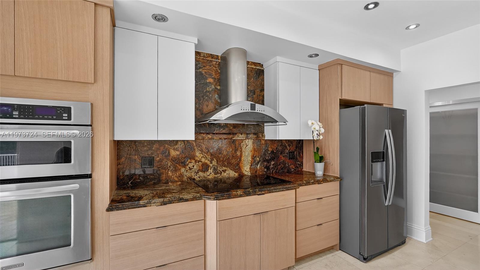 EASTERN SHORES 1ST ADDN - Residential