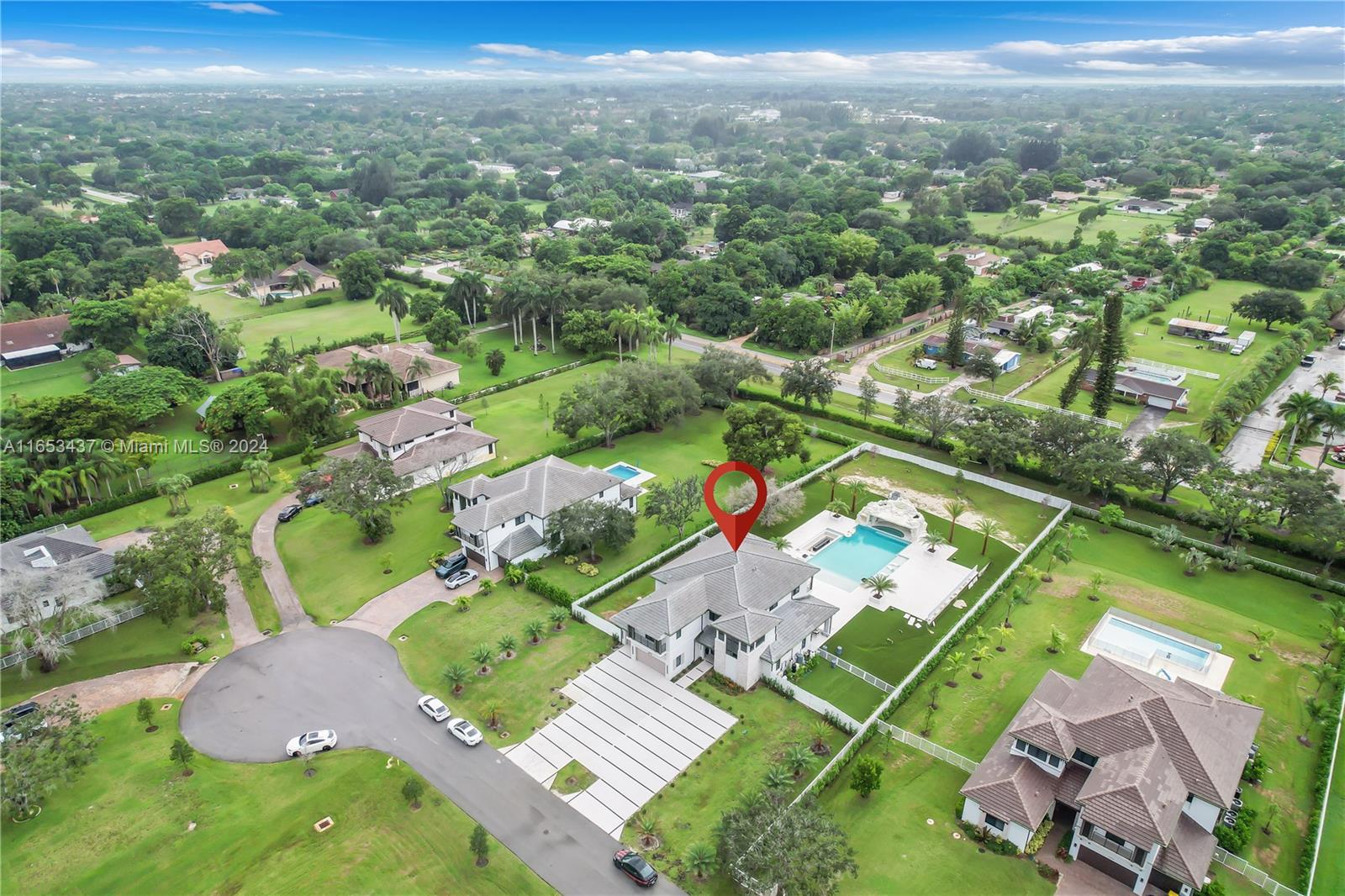 CIRCLE S ESTATES - Residential