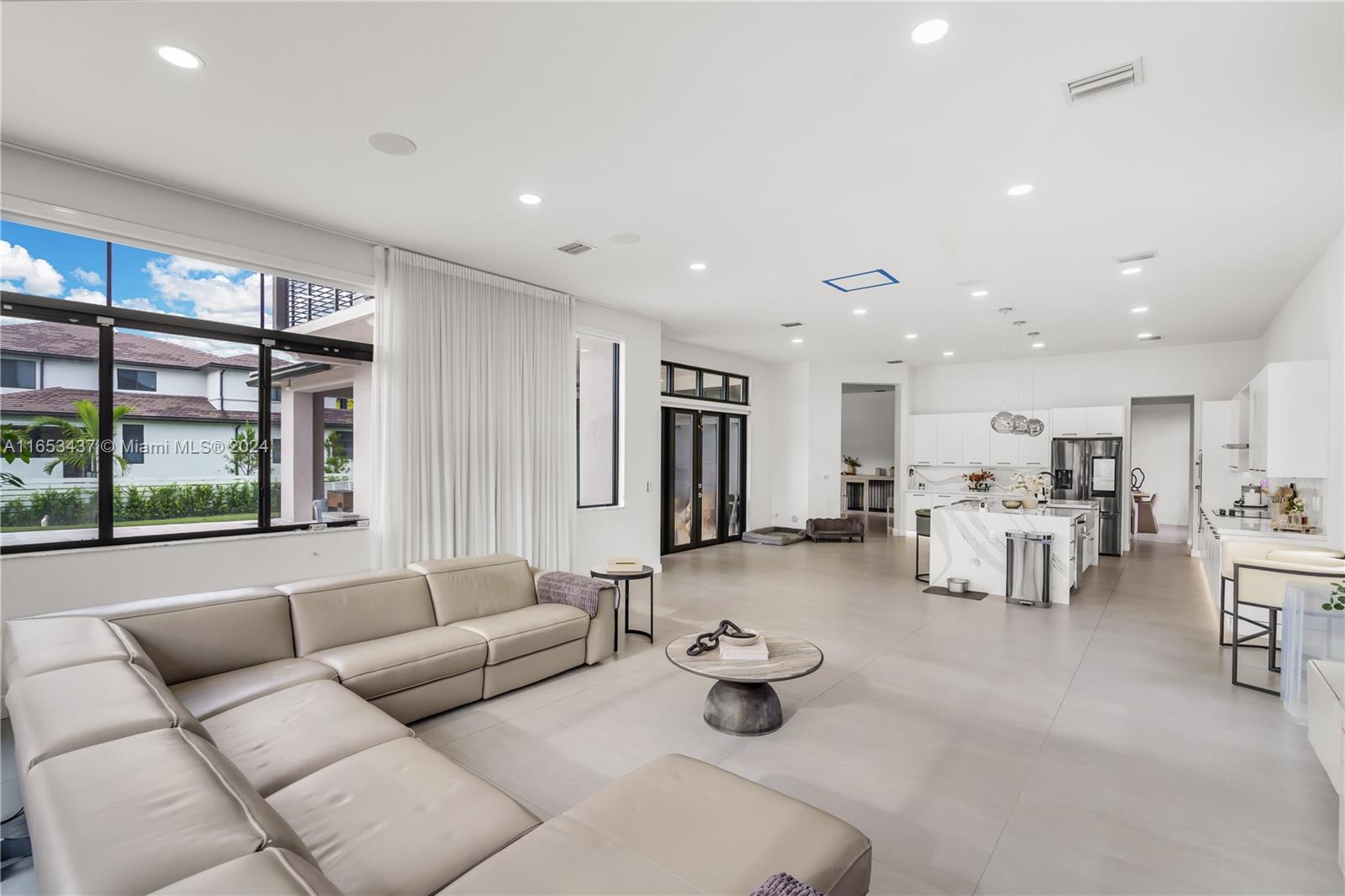 CIRCLE S ESTATES - Residential
