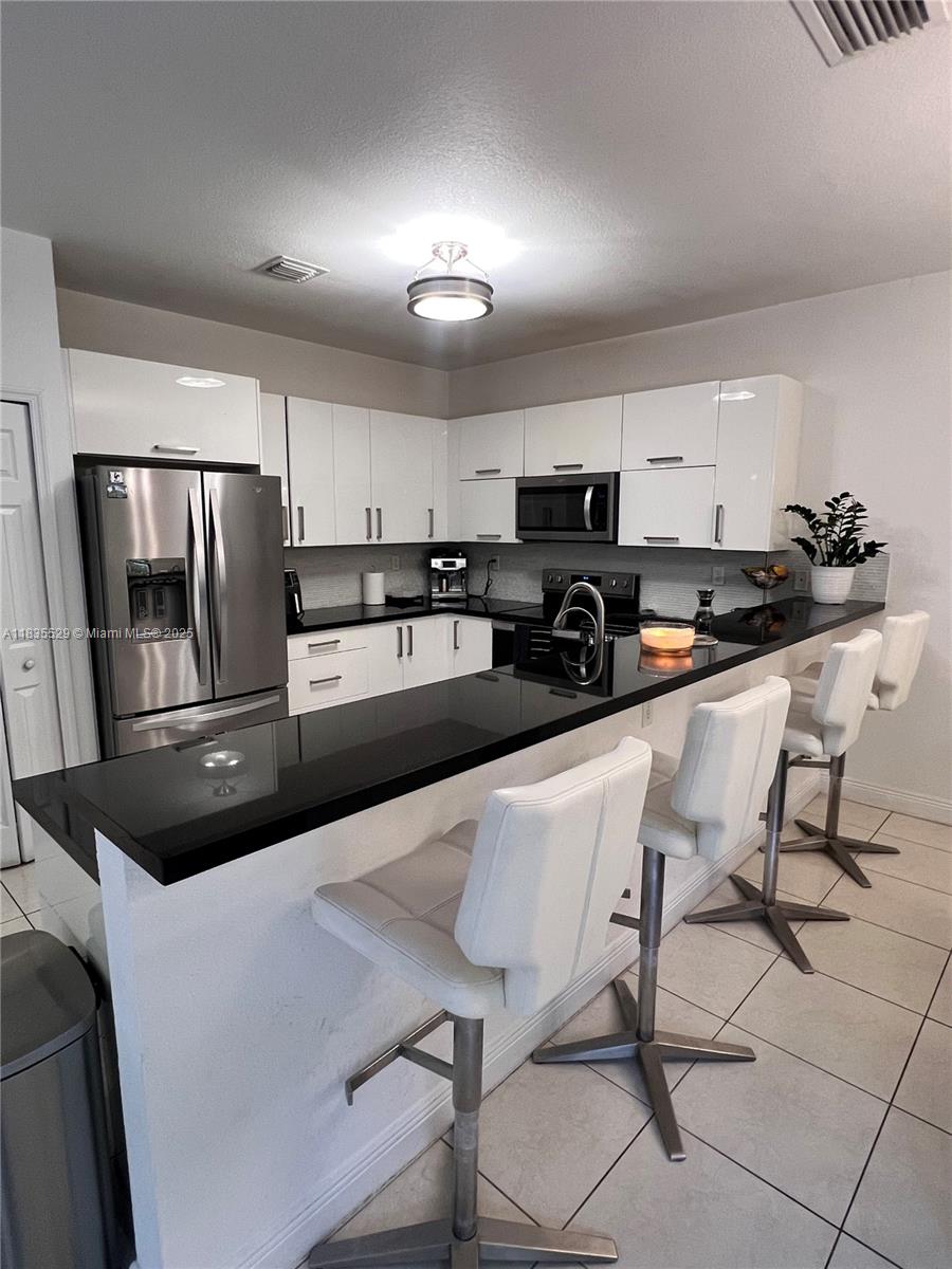 FONTAINEBLEAU WEST NORTH - Residential